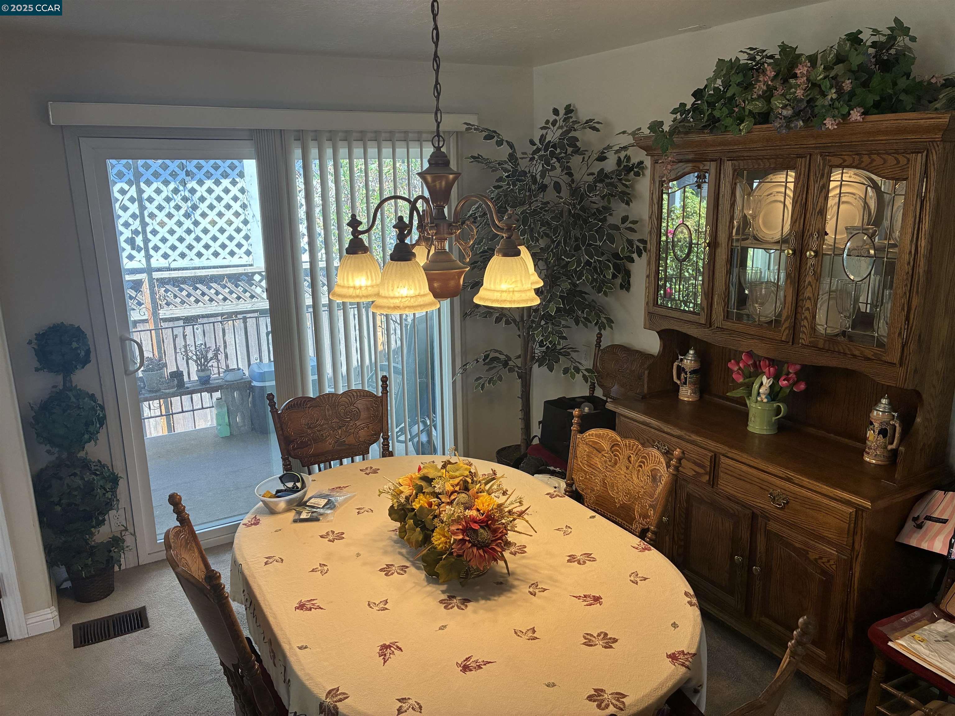 Detail Gallery Image 4 of 14 For 261 Tanbor Way #229,  Pacheco,  CA 94553-0000 - 2 Beds | 2 Baths