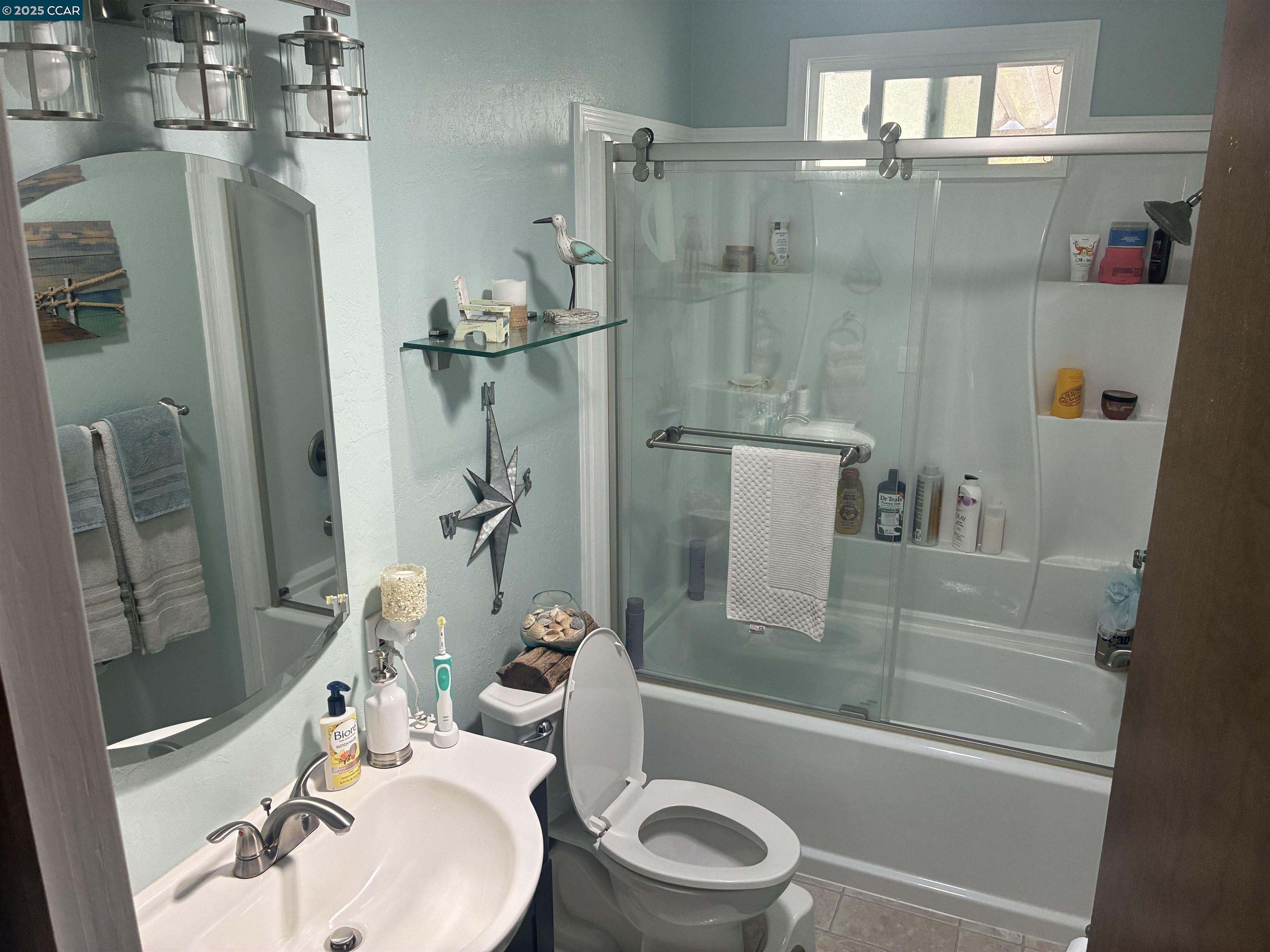 Detail Gallery Image 6 of 14 For 261 Tanbor Way #229,  Pacheco,  CA 94553-0000 - 2 Beds | 2 Baths