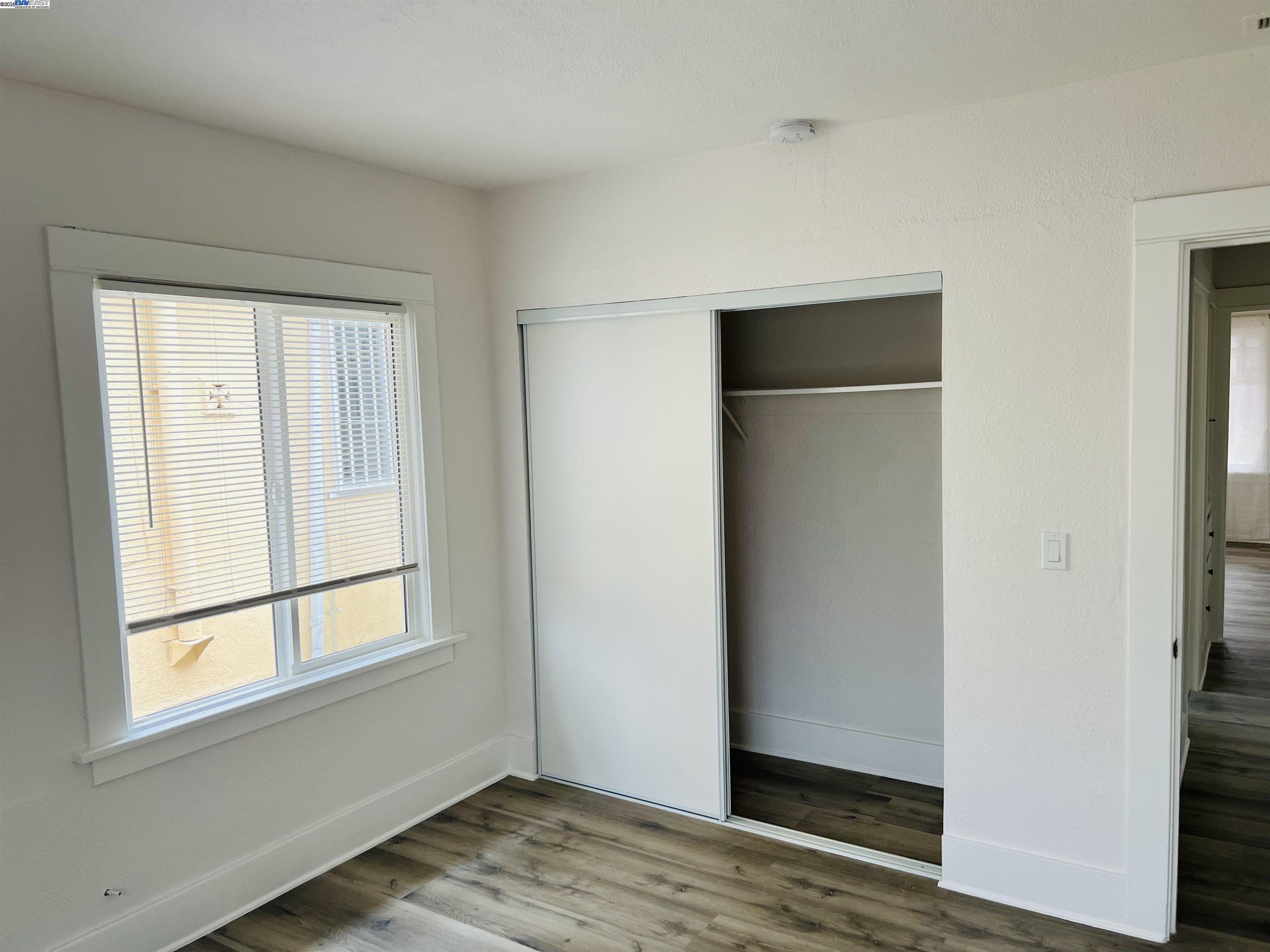 5525 Harvey Ave, Oakland, California 94621, 2 Bedrooms Bedrooms, 5 Rooms Rooms,1 BathroomBathrooms,Residential,For Sale,5525 Harvey Ave,41100680