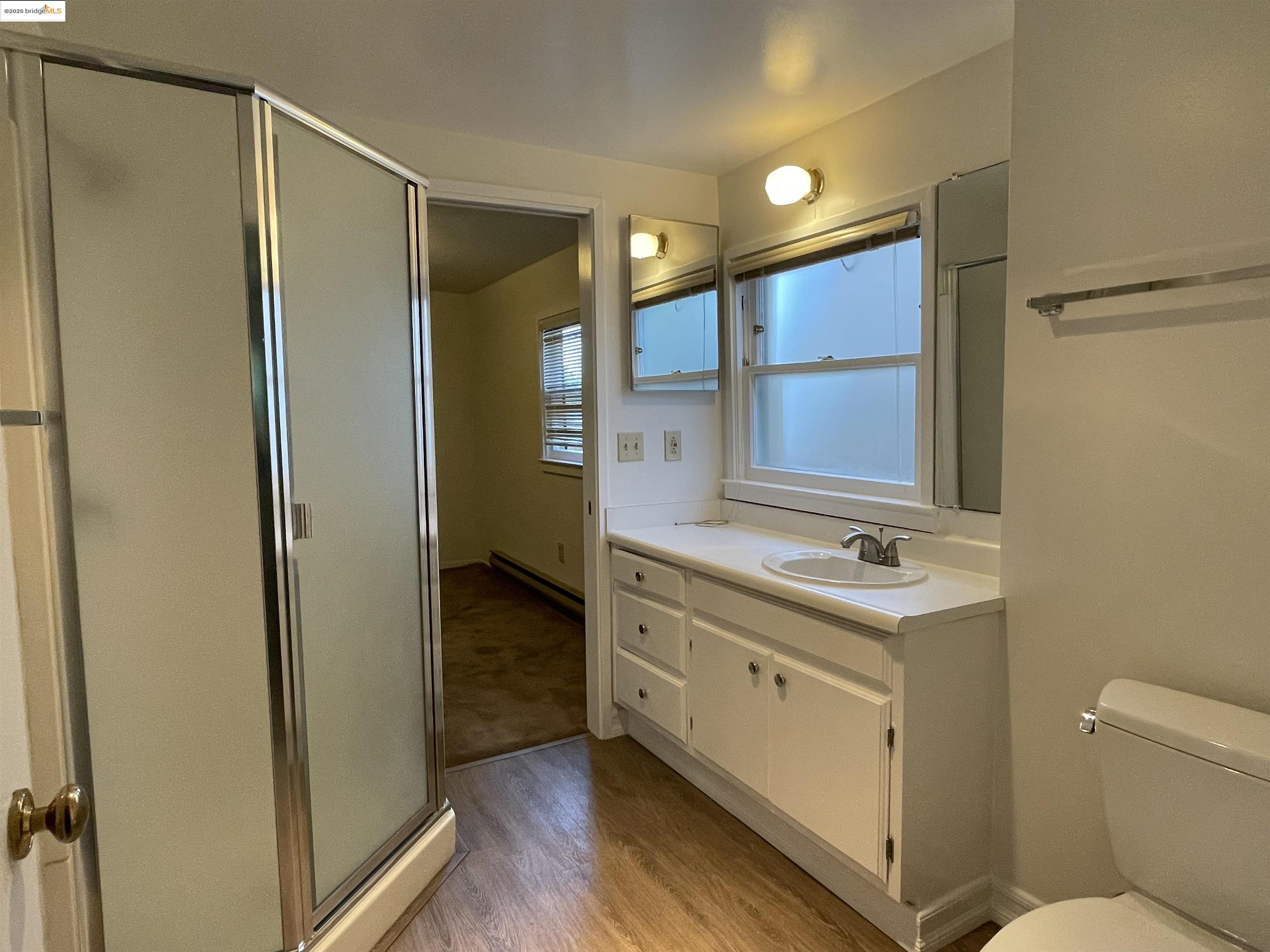 1159 Winsor, Piedmont, California 94610, 5 Bedrooms Bedrooms, 12 Rooms Rooms,2 BathroomsBathrooms,Residential Lease,For Rent,1159 Winsor,41100693