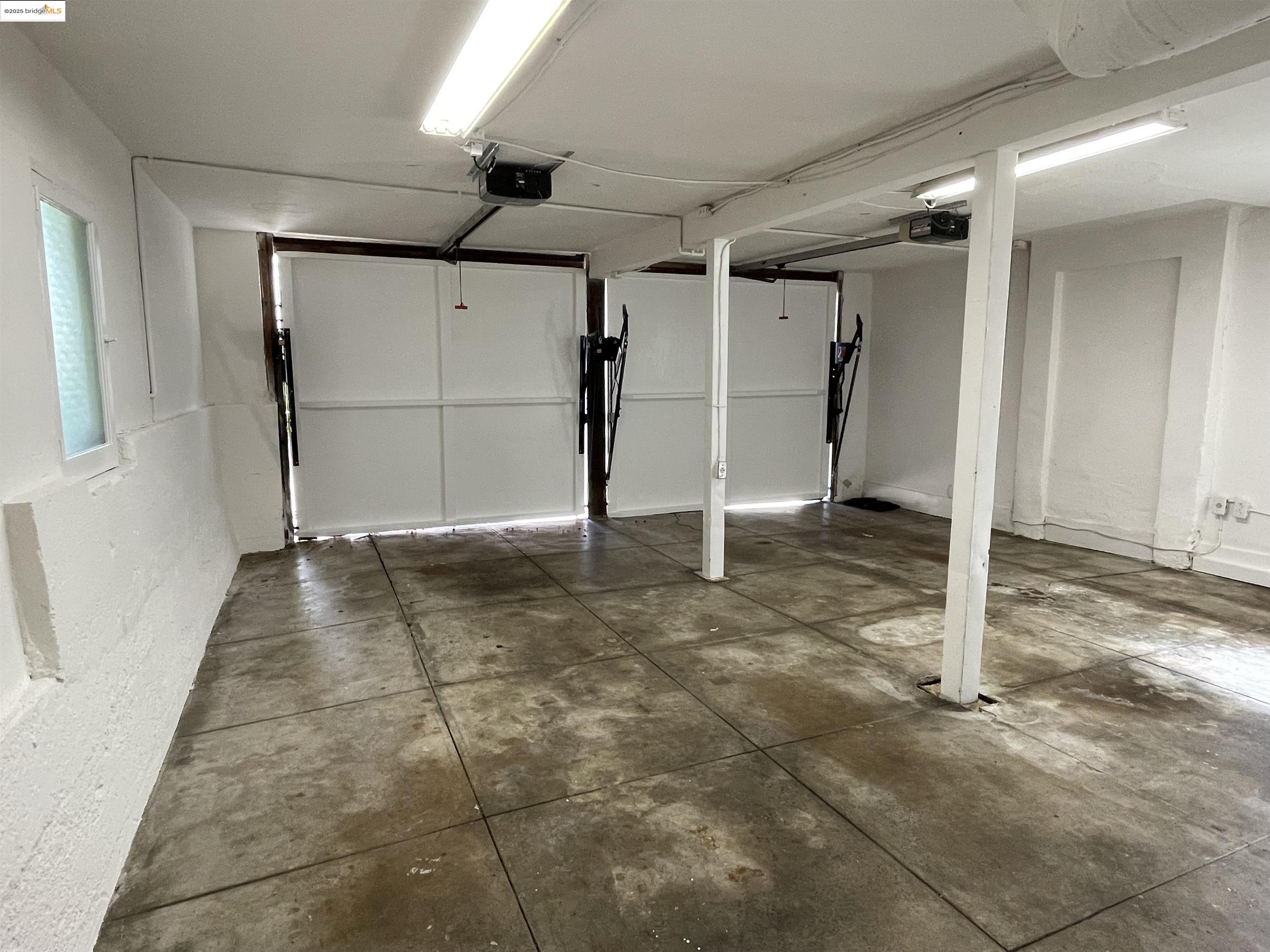 1159 Winsor, Piedmont, California 94610, 5 Bedrooms Bedrooms, 12 Rooms Rooms,2 BathroomsBathrooms,Residential Lease,For Rent,1159 Winsor,41100693