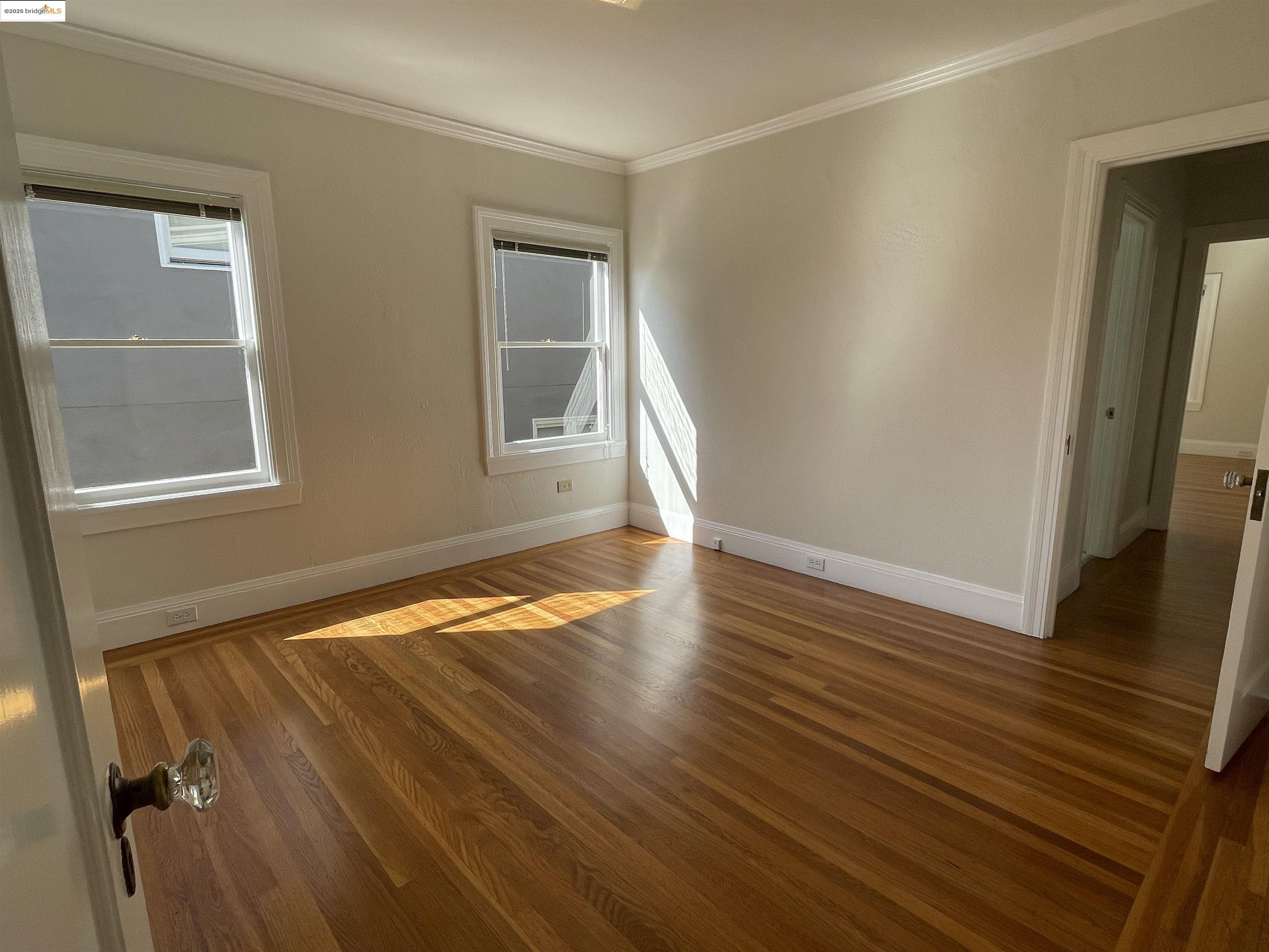 1159 Winsor, Piedmont, California 94610, 5 Bedrooms Bedrooms, 12 Rooms Rooms,2 BathroomsBathrooms,Residential Lease,For Rent,1159 Winsor,41100693