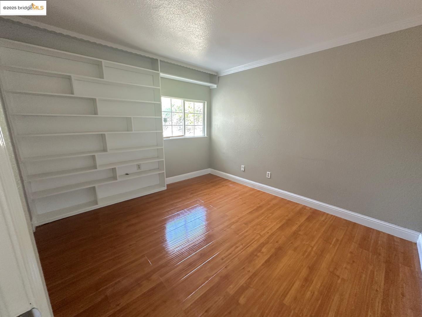 Detail Gallery Image 15 of 19 For 2233 Edison Ave, Sacramento,  CA 95821 - 3 Beds | 2 Baths