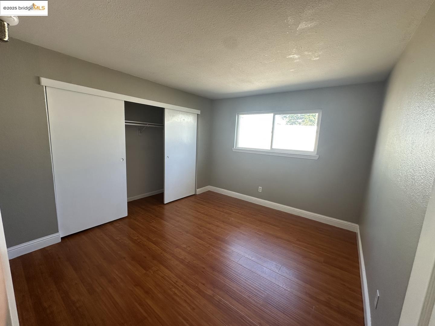 Detail Gallery Image 10 of 19 For 2233 Edison Ave, Sacramento,  CA 95821 - 3 Beds | 2 Baths