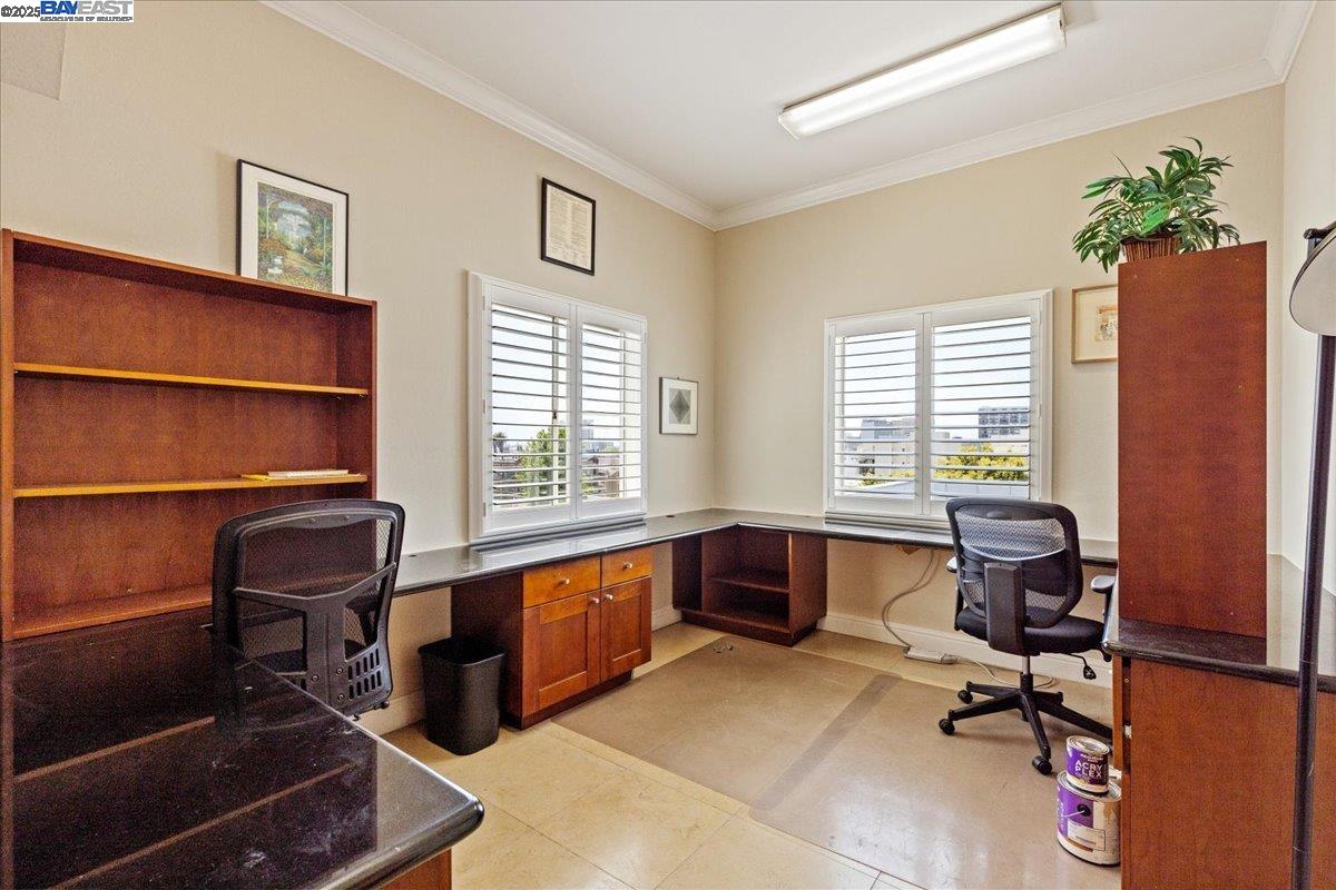 Detail Gallery Image 12 of 19 For 212 9th St, Oakland,  CA 94607 - – Beds | – Baths