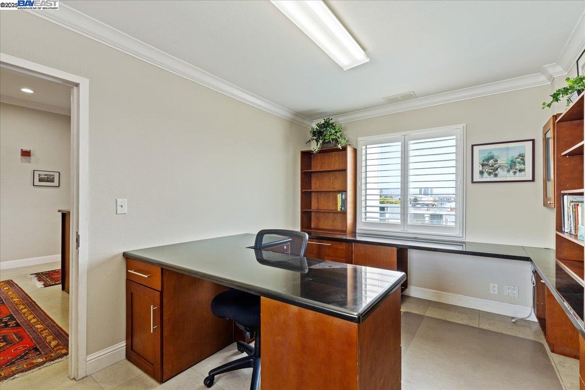 Detail Gallery Image 13 of 19 For 212 9th St, Oakland,  CA 94607 - – Beds | – Baths