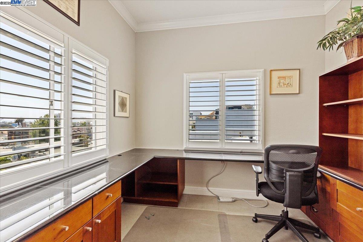 Detail Gallery Image 18 of 19 For 212 9th St, Oakland,  CA 94607 - – Beds | – Baths