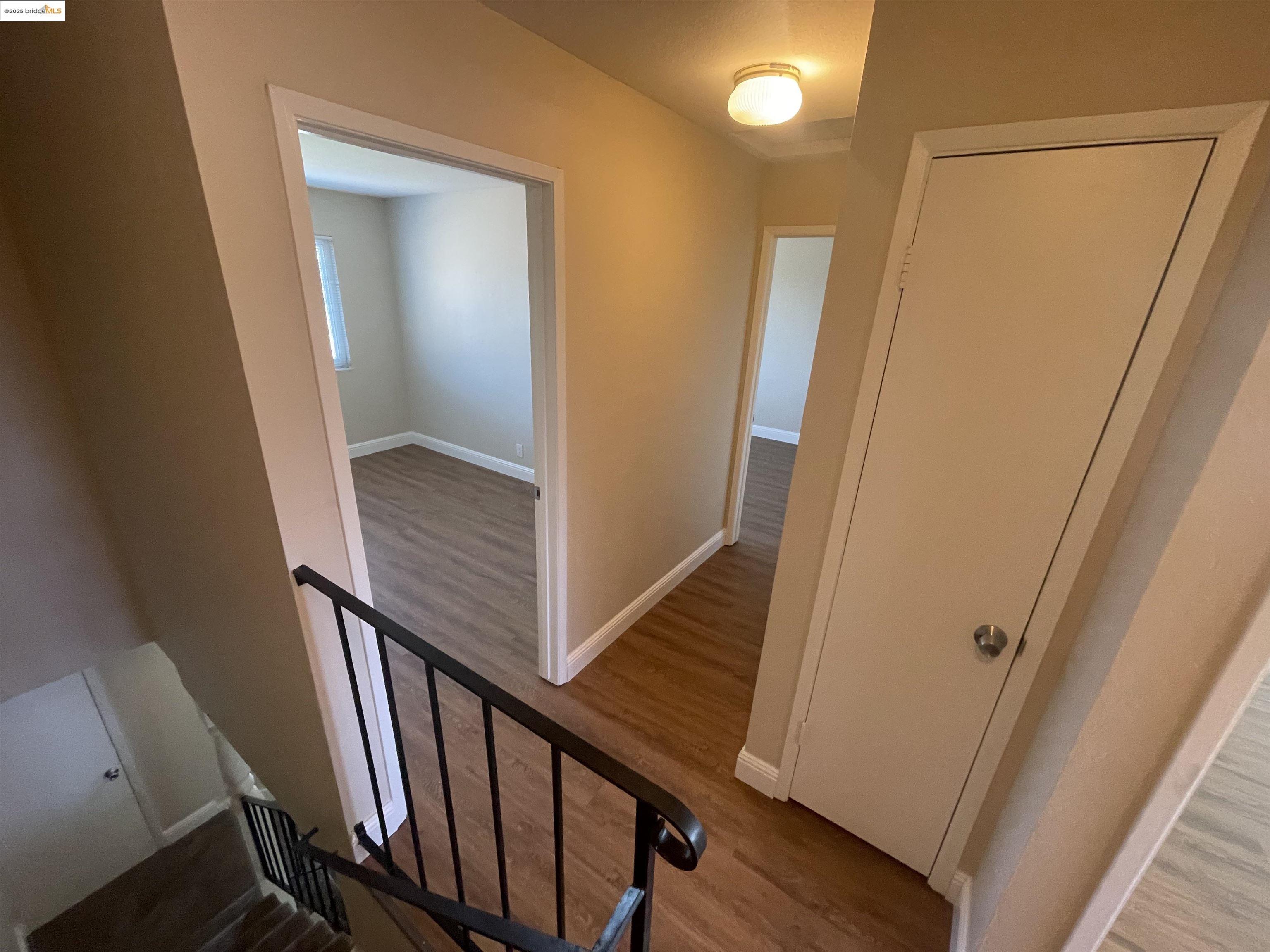Detail Gallery Image 21 of 28 For 35 Fountainhead Ct, Martinez,  CA 94553 - 3 Beds | 1/1 Baths