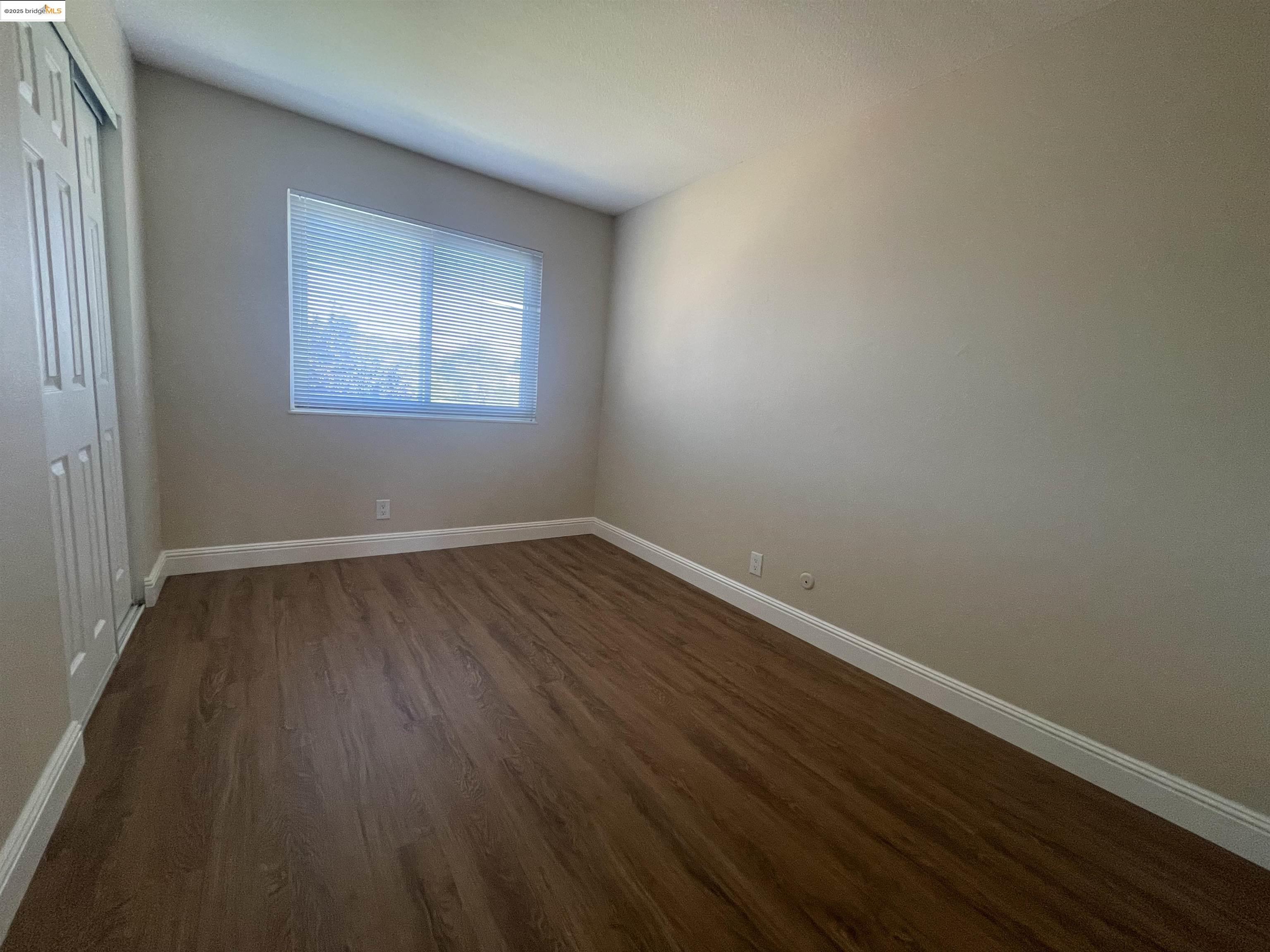 Detail Gallery Image 23 of 28 For 35 Fountainhead Ct, Martinez,  CA 94553 - 3 Beds | 1/1 Baths