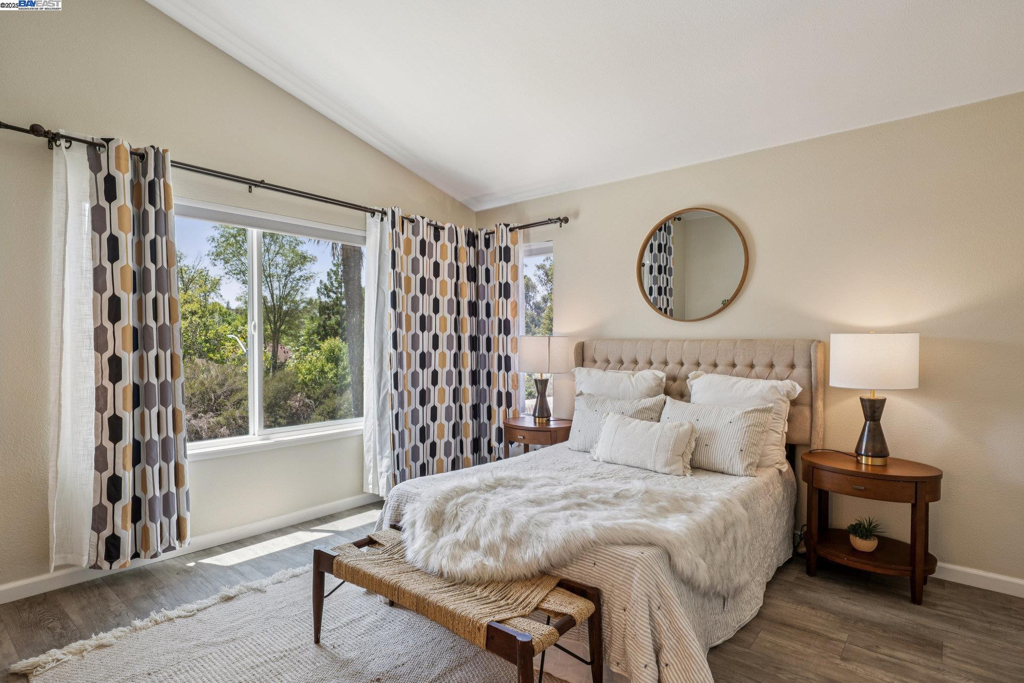 Detail Gallery Image 21 of 47 For 411 Orchard View Ave, Martinez,  CA 94553 - 4 Beds | 2/1 Baths