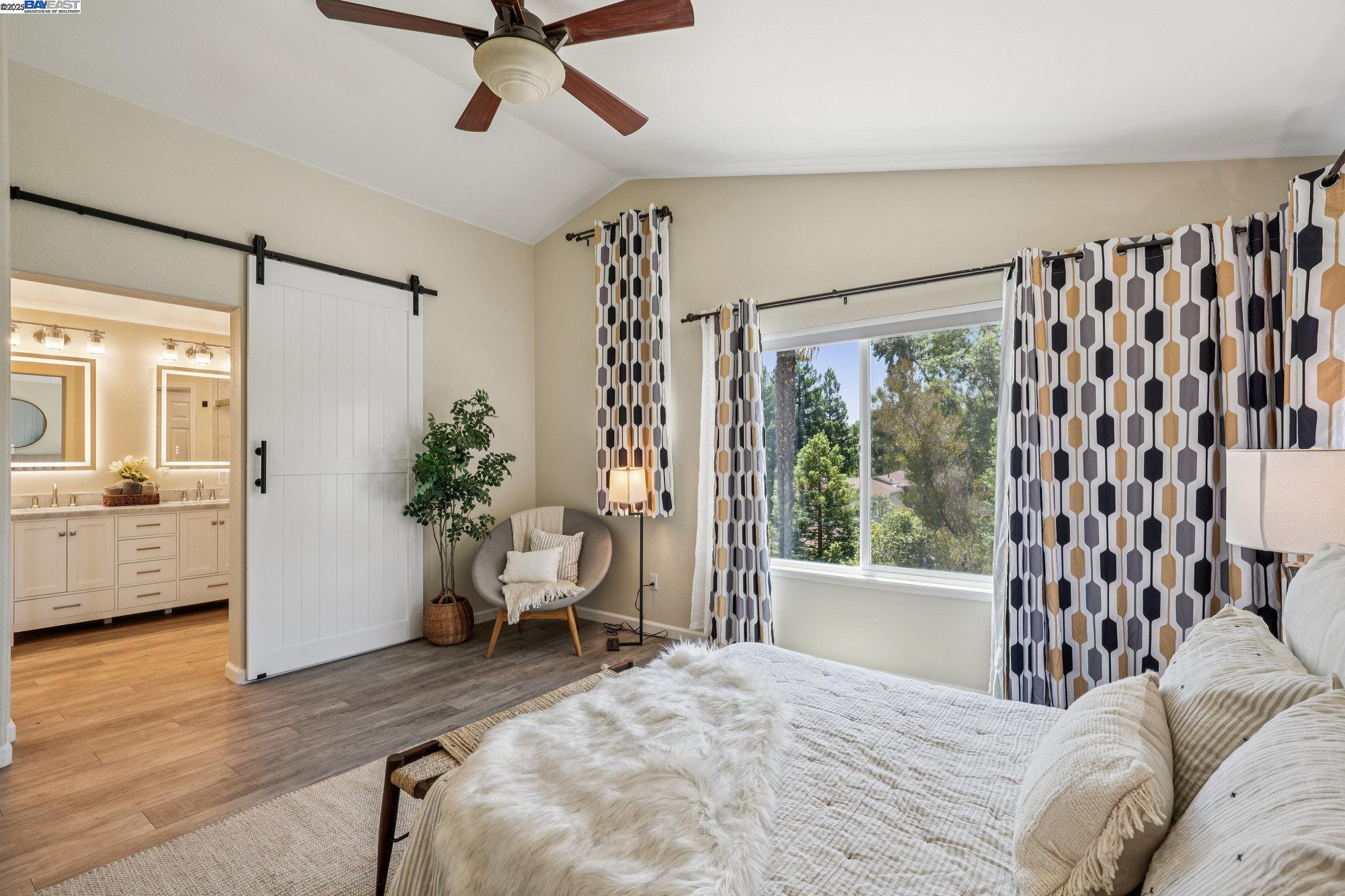 Detail Gallery Image 22 of 47 For 411 Orchard View Ave, Martinez,  CA 94553 - 4 Beds | 2/1 Baths