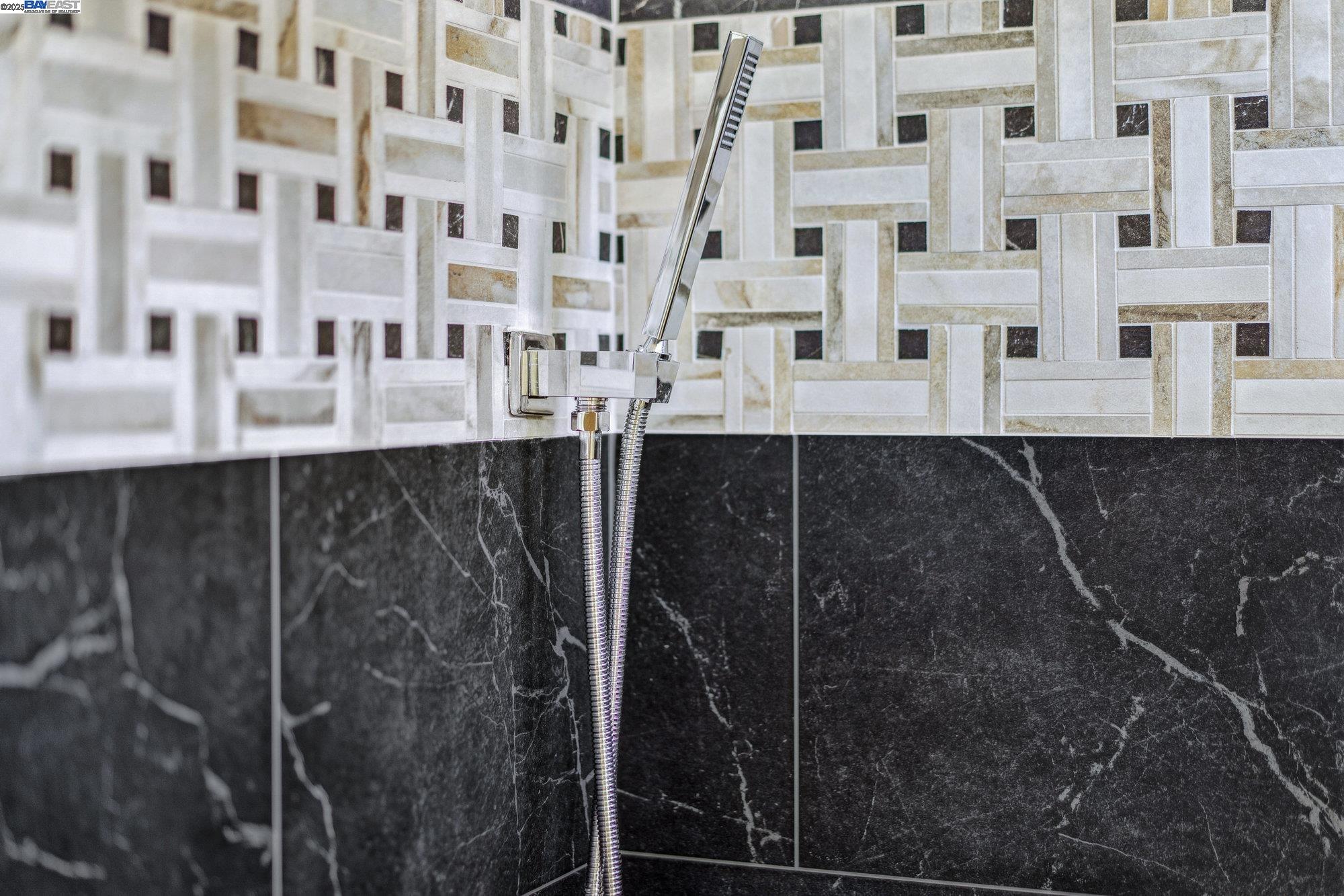 Detail Gallery Image 36 of 47 For 411 Orchard View Ave, Martinez,  CA 94553 - 4 Beds | 2/1 Baths