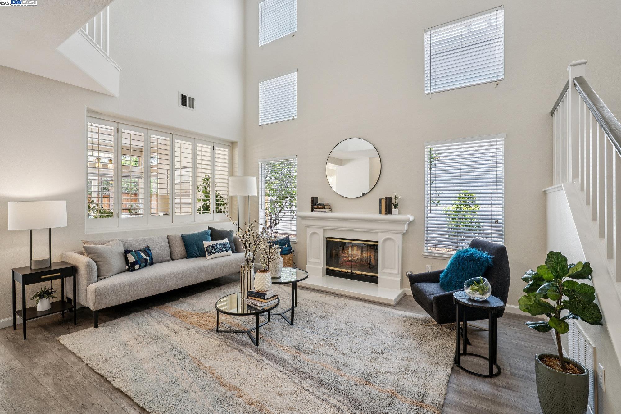 Detail Gallery Image 7 of 47 For 411 Orchard View Ave, Martinez,  CA 94553 - 4 Beds | 2/1 Baths