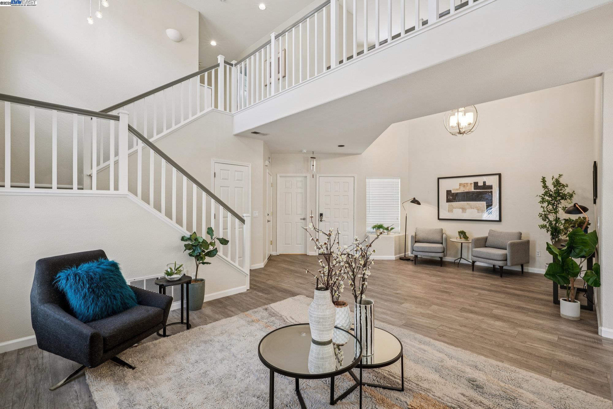 Detail Gallery Image 9 of 47 For 411 Orchard View Ave, Martinez,  CA 94553 - 4 Beds | 2/1 Baths