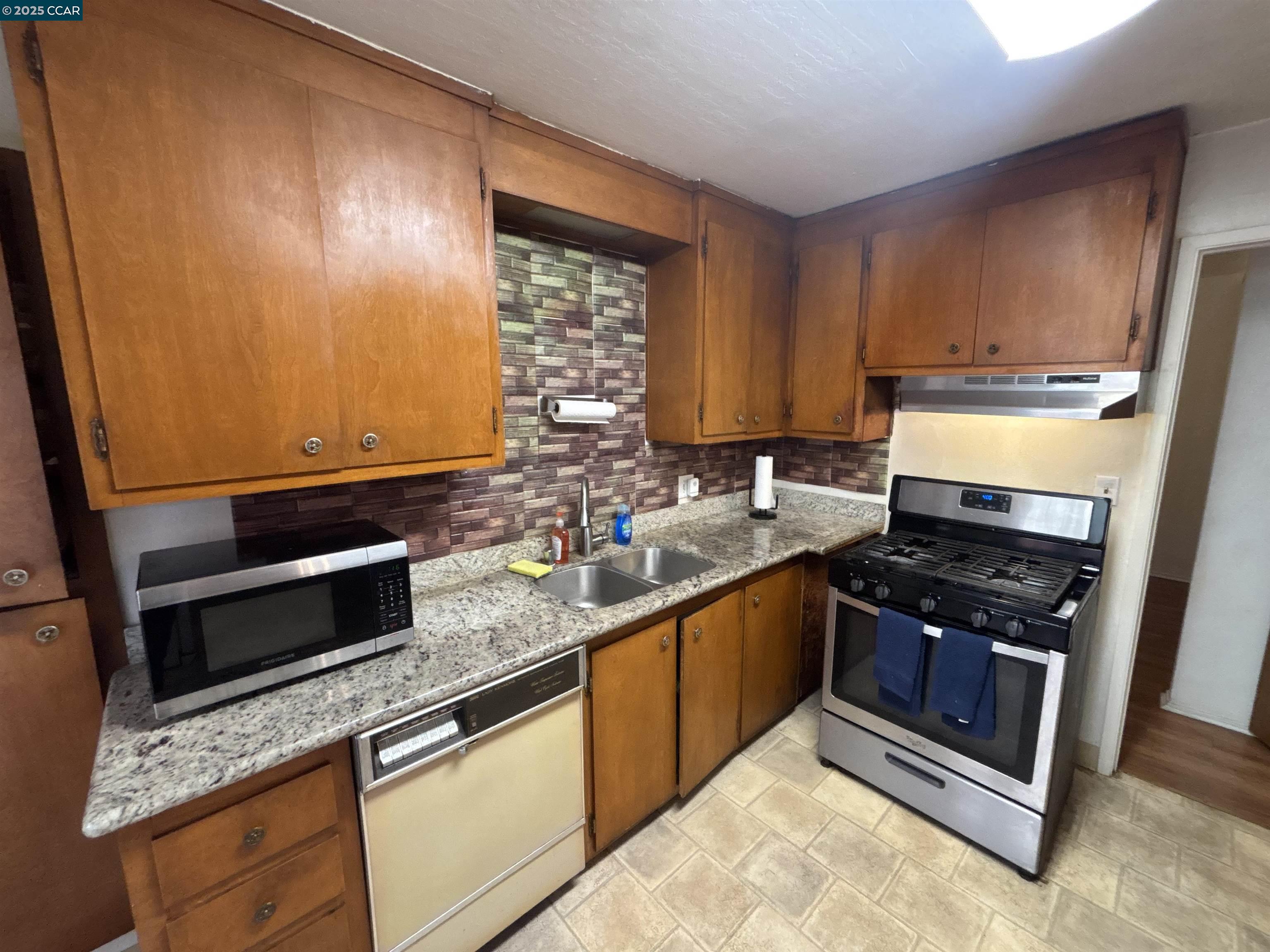 Detail Gallery Image 34 of 56 For 2765 Tuolumne Street, Vallejo,  CA 94589 - 4 Beds | 2 Baths
