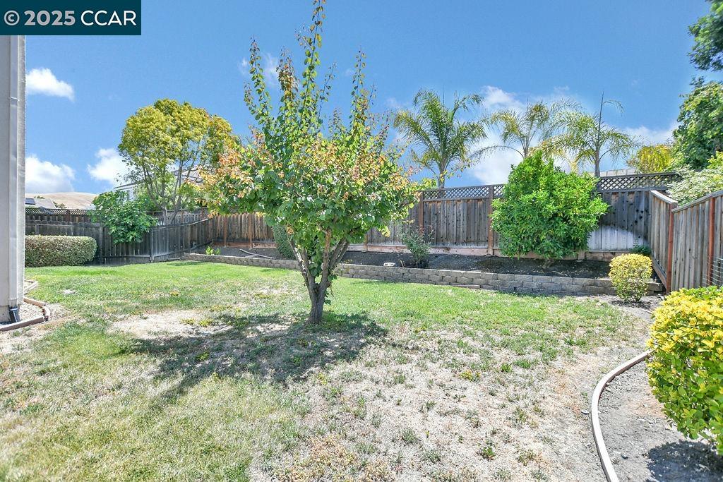 Detail Gallery Image 35 of 43 For 5138 Nathalee Dr, Concord,  CA 94521 - 5 Beds | 3 Baths