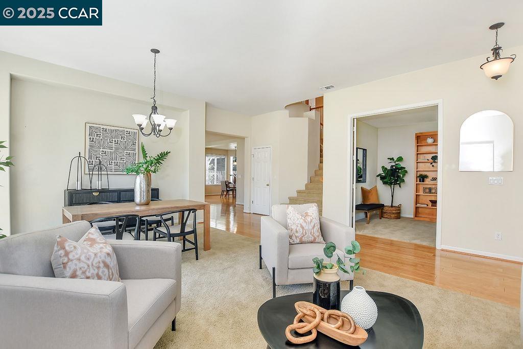Detail Gallery Image 9 of 43 For 5138 Nathalee Dr, Concord,  CA 94521 - 5 Beds | 3 Baths