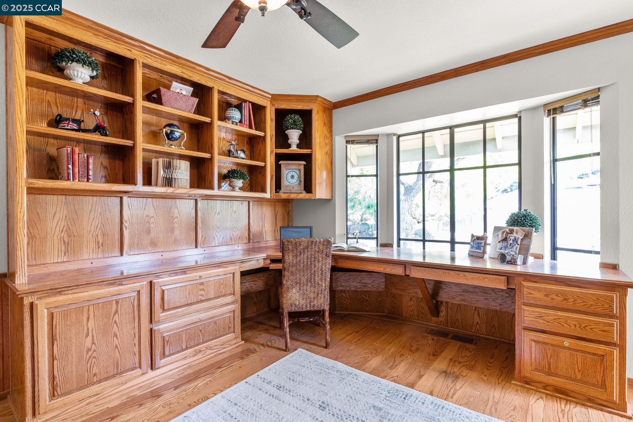 Detail Gallery Image 11 of 60 For 109 Bria Ct, Walnut Creek,  CA 94597 - 5 Beds | 3/1 Baths