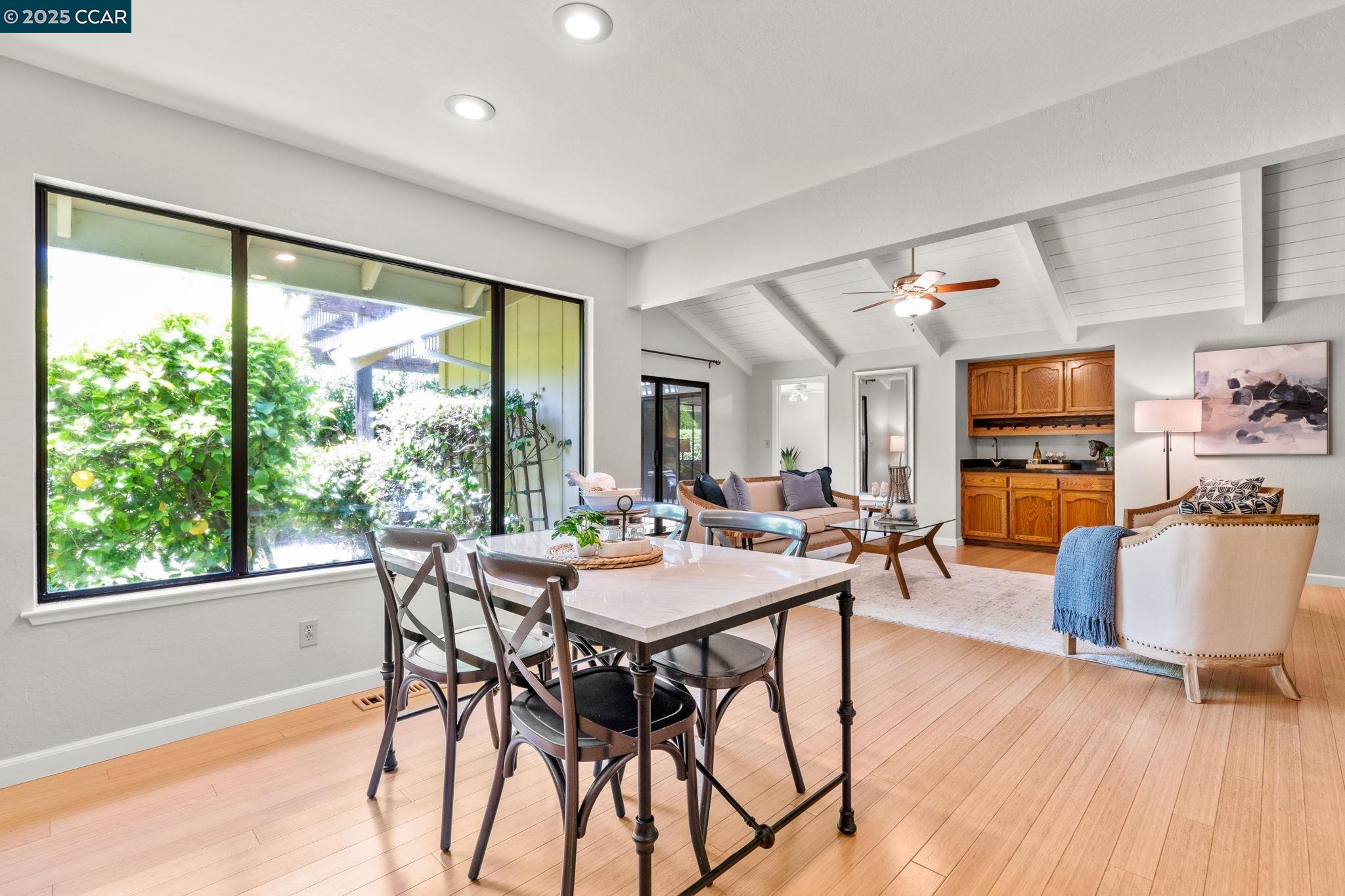 Detail Gallery Image 14 of 60 For 109 Bria Ct, Walnut Creek,  CA 94597 - 5 Beds | 3/1 Baths