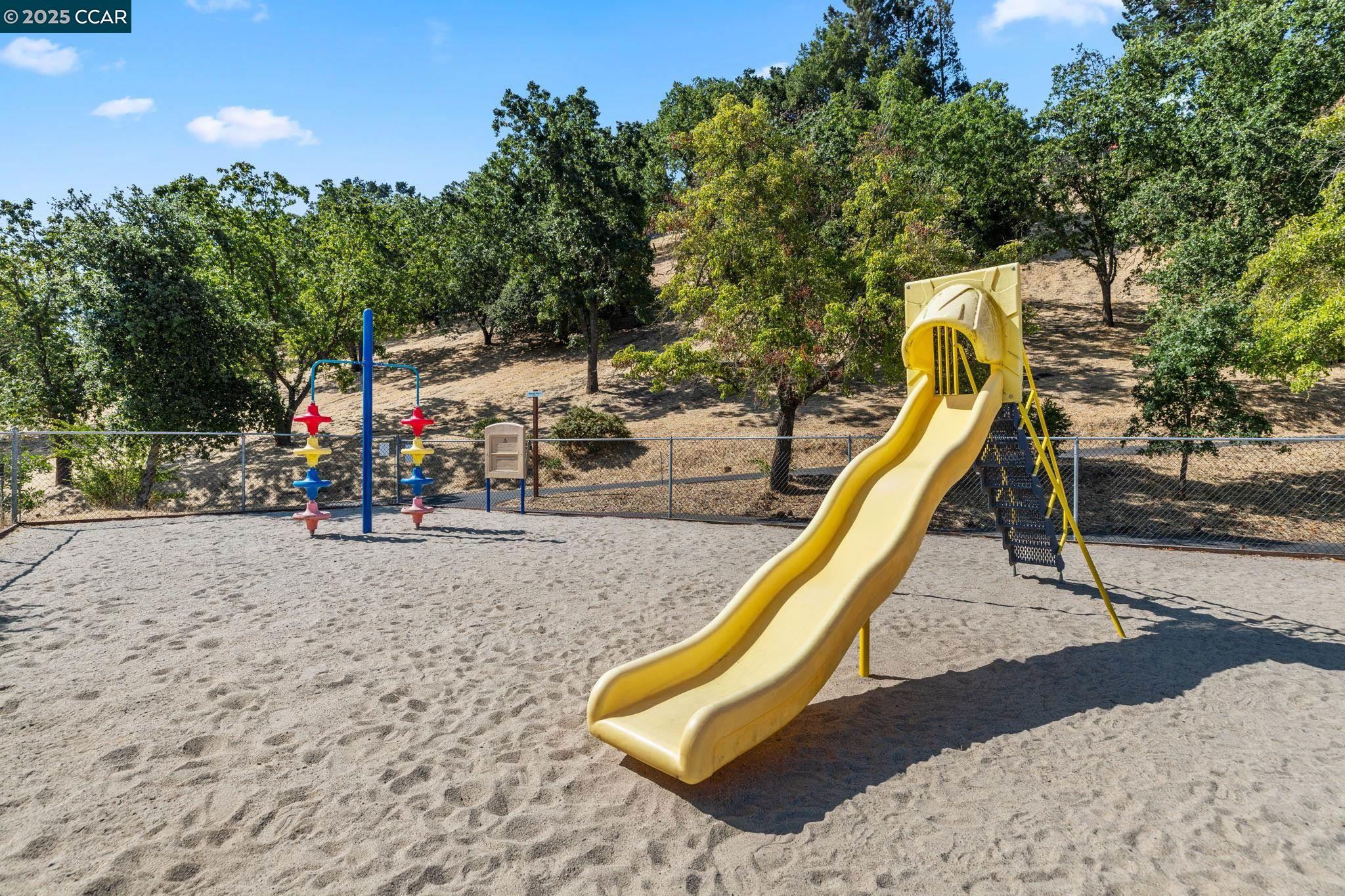Detail Gallery Image 59 of 60 For 109 Bria Ct, Walnut Creek,  CA 94597 - 5 Beds | 3/1 Baths