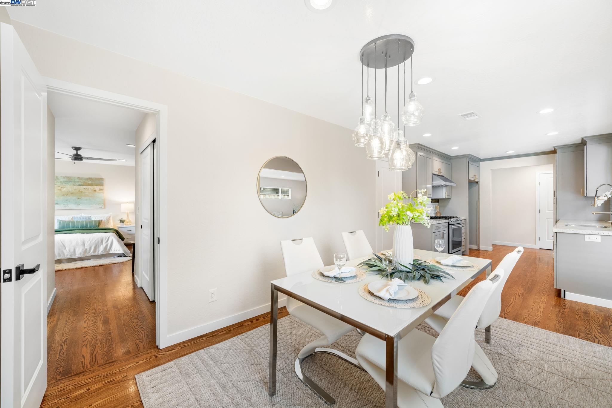 Detail Gallery Image 12 of 32 For 1168 Hillcrest Ct, Livermore,  CA 94550 - 4 Beds | 2 Baths