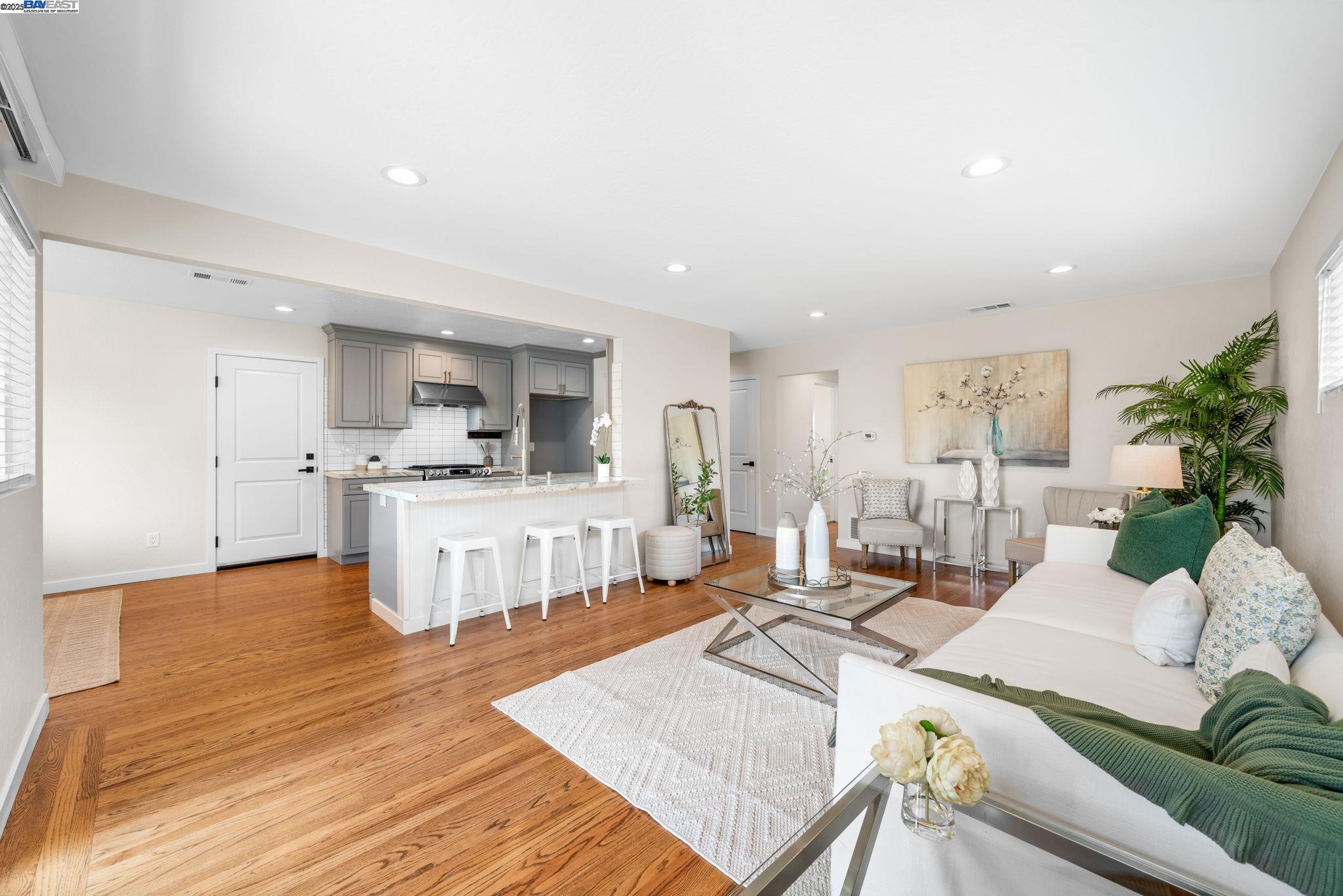 Detail Gallery Image 17 of 32 For 1168 Hillcrest Ct, Livermore,  CA 94550 - 4 Beds | 2 Baths