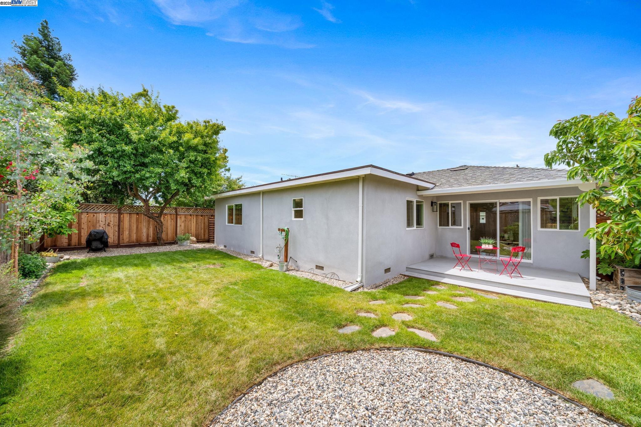 Detail Gallery Image 29 of 32 For 1168 Hillcrest Ct, Livermore,  CA 94550 - 4 Beds | 2 Baths