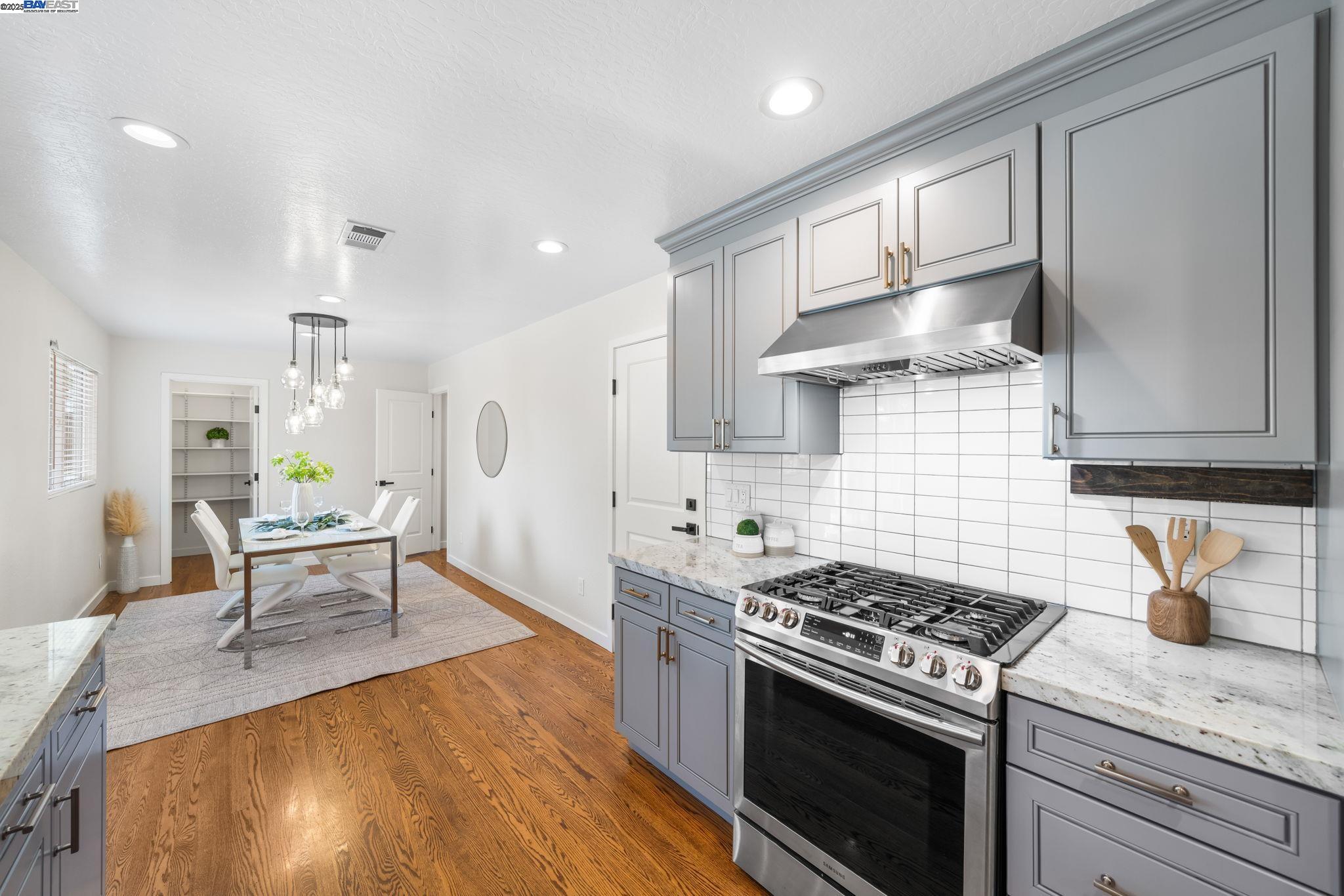 Detail Gallery Image 4 of 32 For 1168 Hillcrest Ct, Livermore,  CA 94550 - 4 Beds | 2 Baths