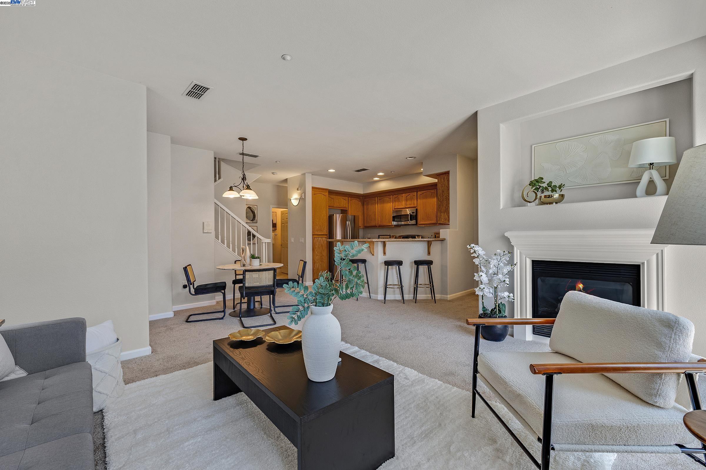 Photo #3: 41100736 Listing 