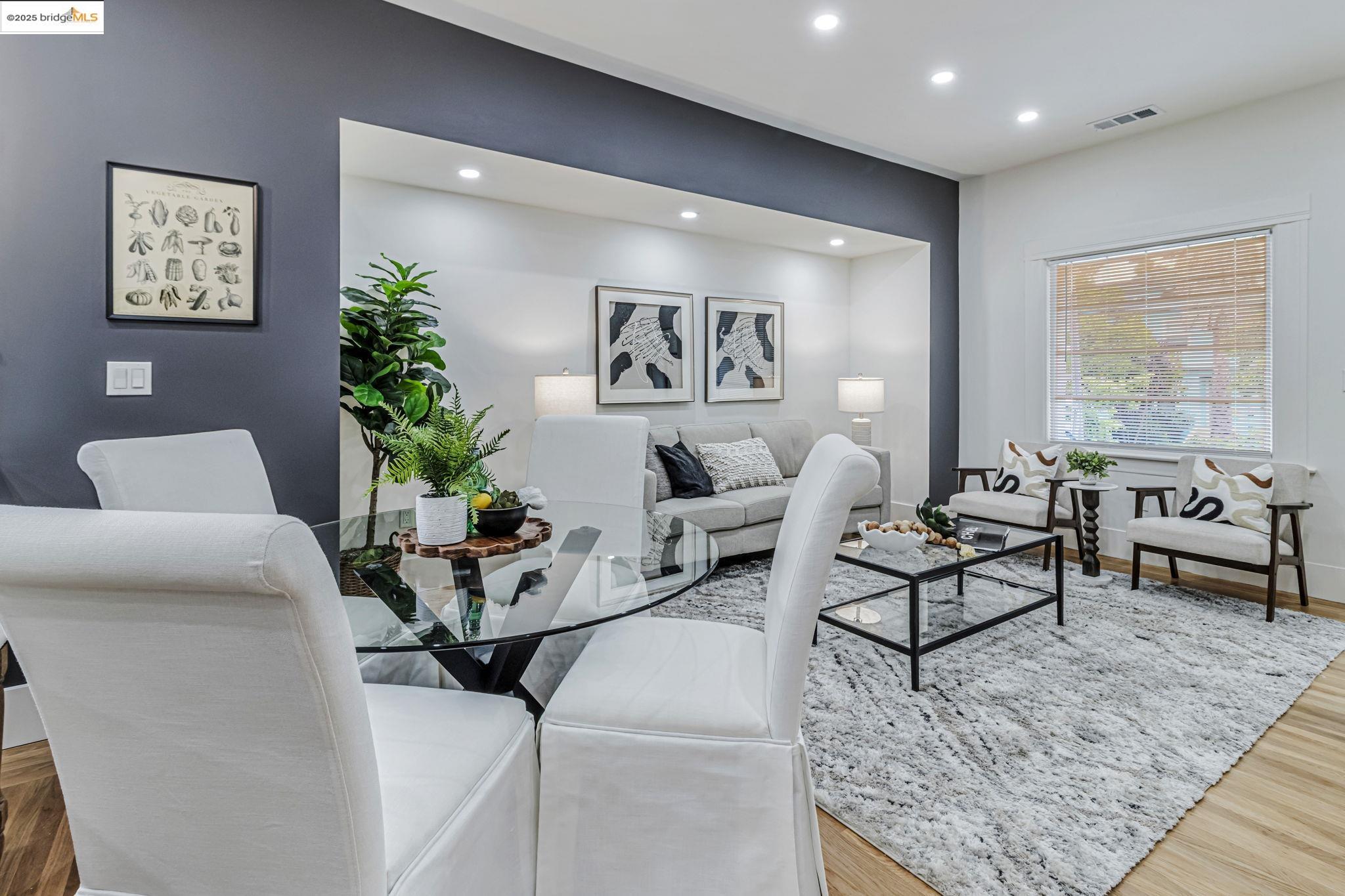 Detail Gallery Image 16 of 39 For 5614 Dover St, Oakland,  CA 94609 - 3 Beds | 2/1 Baths