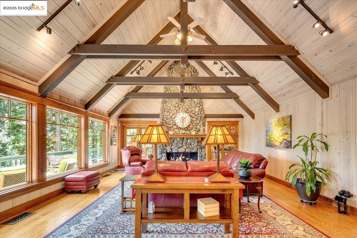 Detail Gallery Image 2 of 59 For 23980 Cedar Hill Lane, Twain Harte,  CA 95383 - 4 Beds | 3 Baths