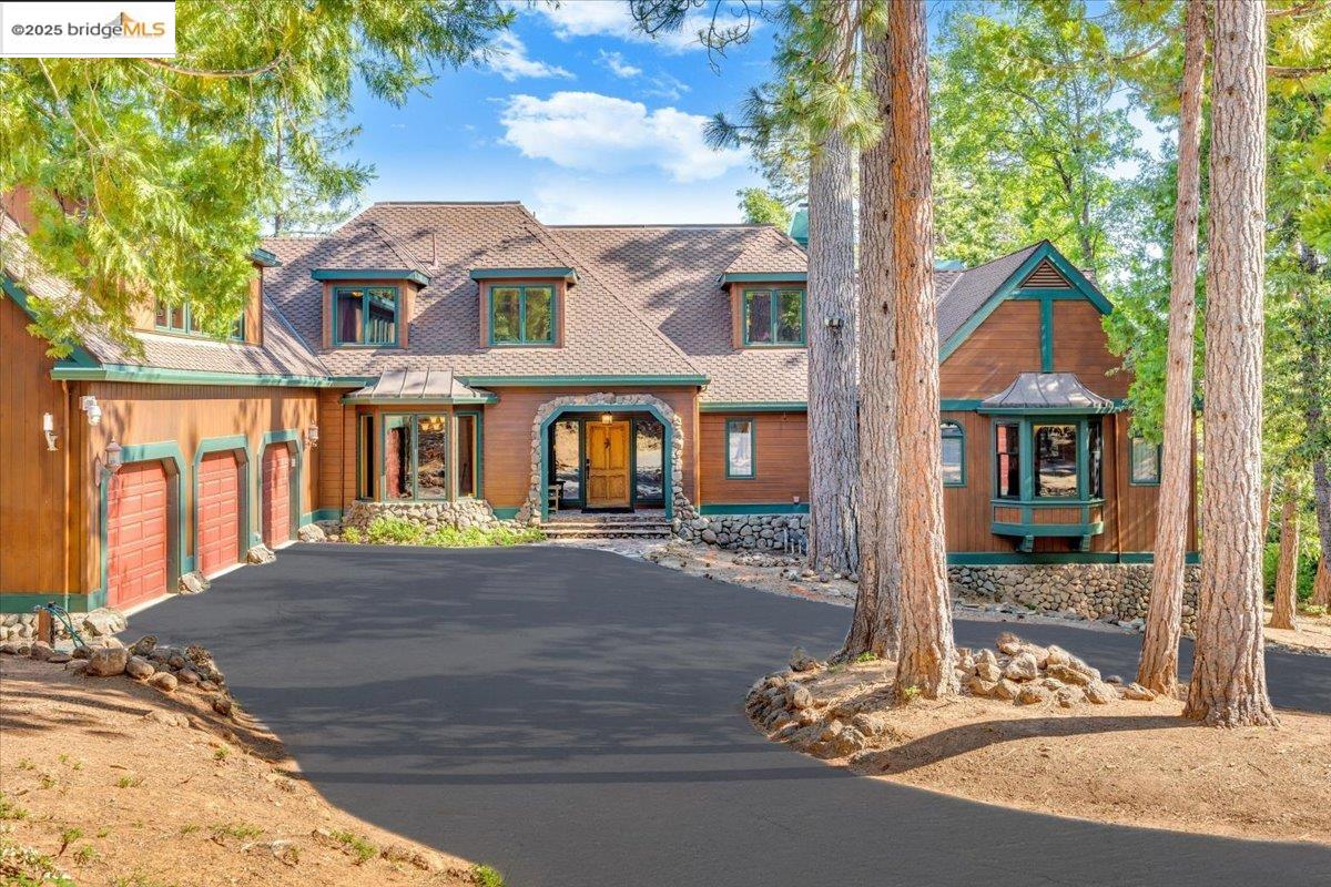 Detail Gallery Image 7 of 59 For 23980 Cedar Hill Lane, Twain Harte,  CA 95383 - 4 Beds | 3 Baths