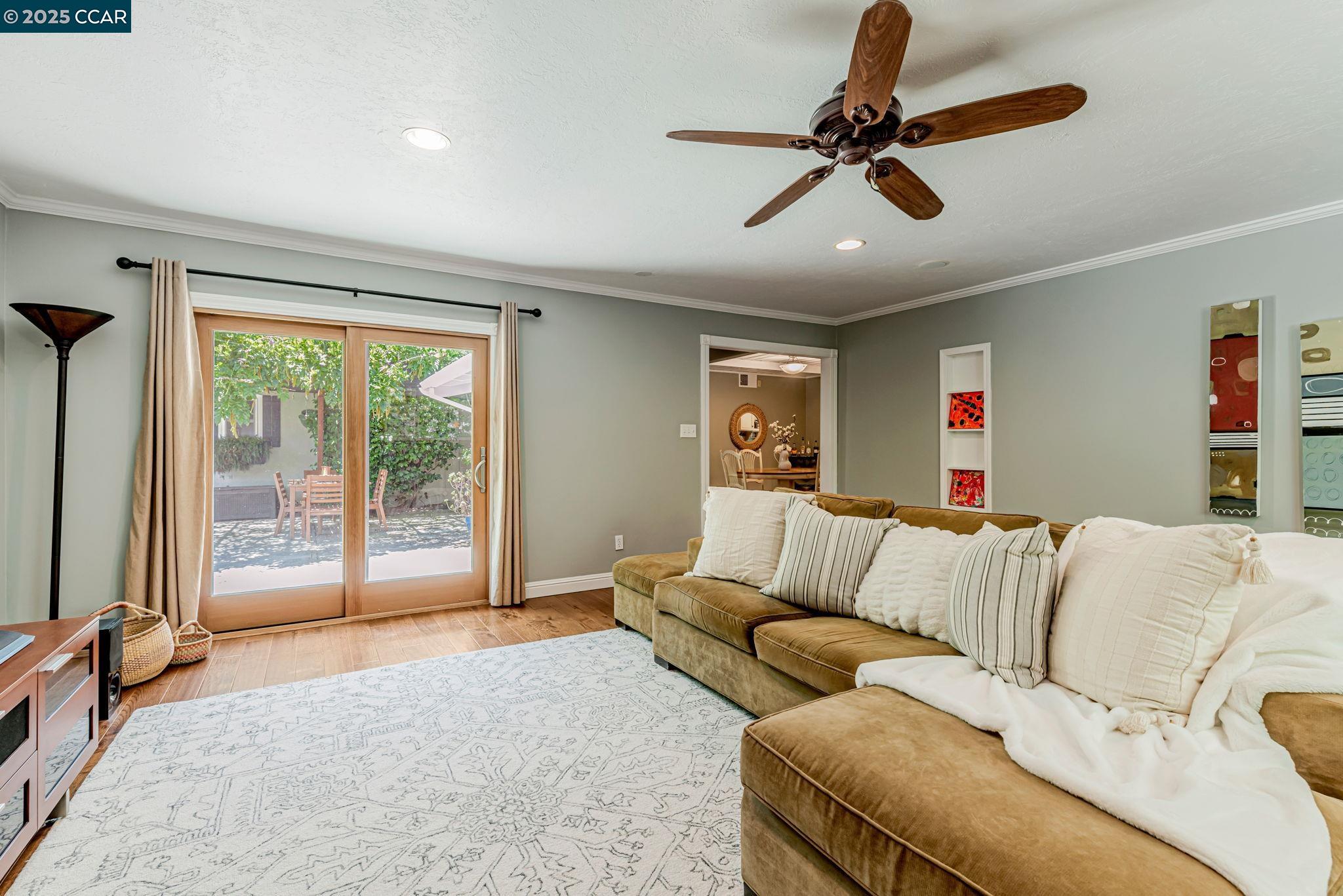 Detail Gallery Image 13 of 58 For 49 Terra Bella Dr, Walnut Creek,  CA 94596 - 3 Beds | 3 Baths
