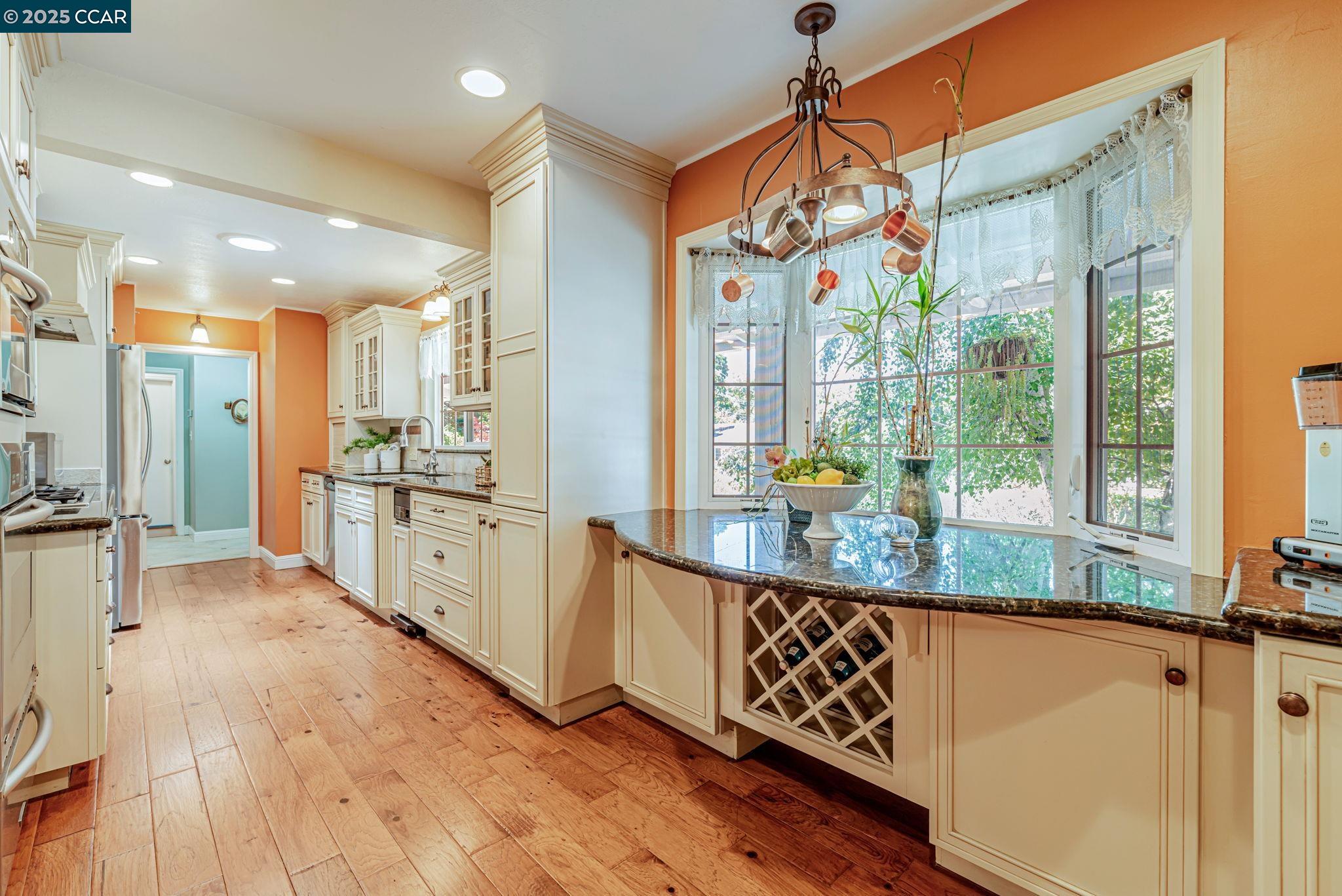 Detail Gallery Image 16 of 58 For 49 Terra Bella Dr, Walnut Creek,  CA 94596 - 3 Beds | 3 Baths