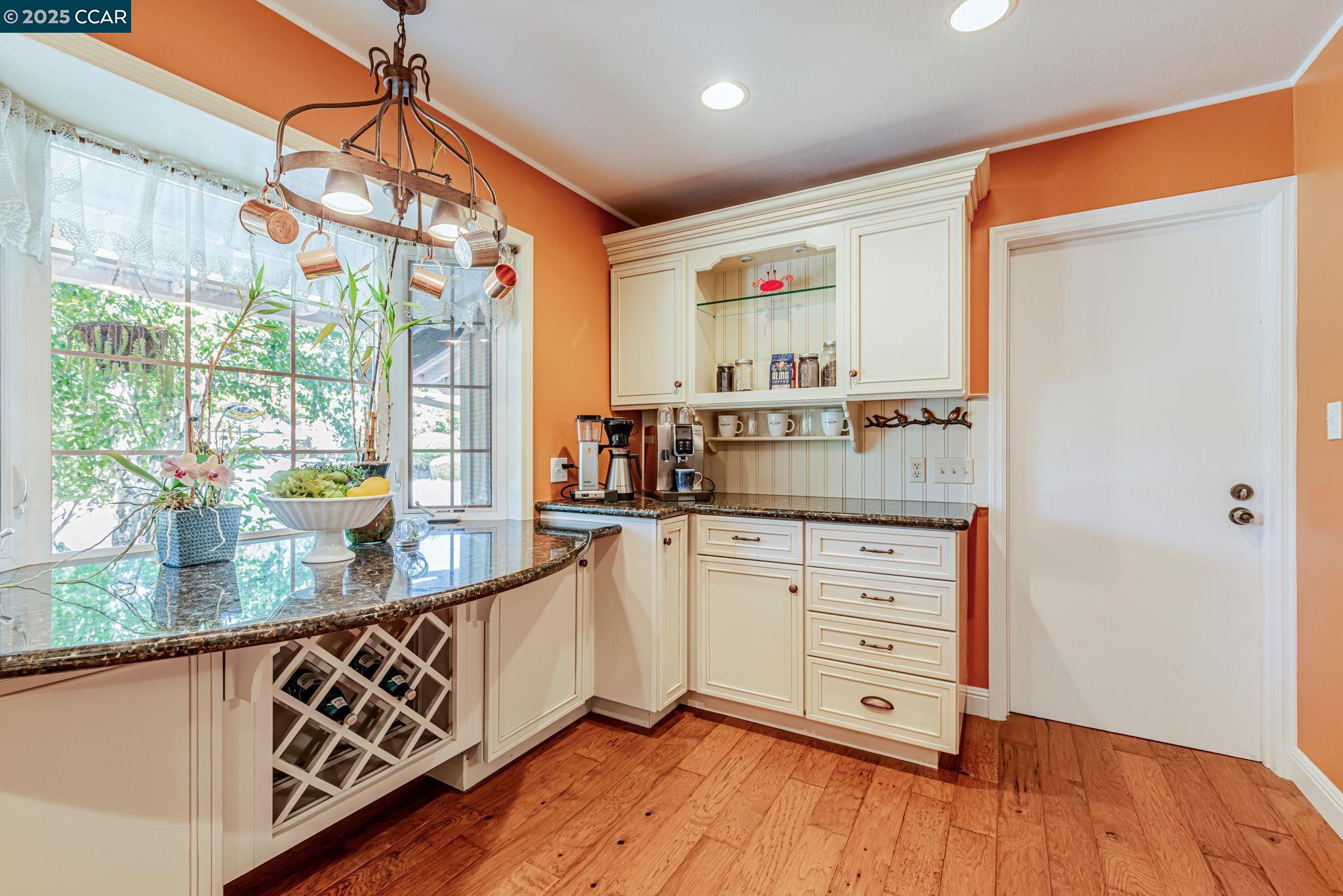 Detail Gallery Image 20 of 58 For 49 Terra Bella Dr, Walnut Creek,  CA 94596 - 3 Beds | 3 Baths