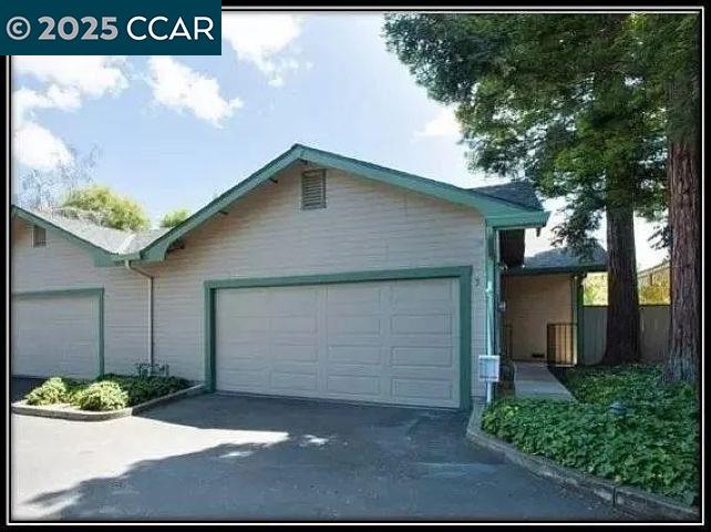 4214 Treat Blvd # 5, Concord, California 94521, 2 Bedrooms Bedrooms, 6 Rooms Rooms,2 BathroomsBathrooms,Residential Lease,For Rent,4214 Treat Blvd # 5,41100765