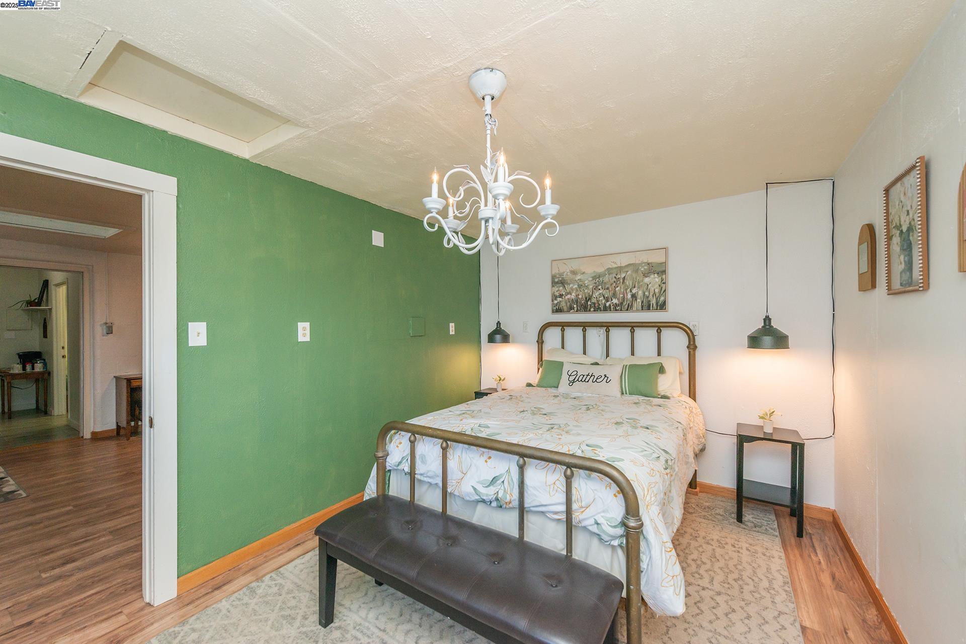 Detail Gallery Image 12 of 50 For 493 Main St., Weaverville,  CA 96093 - 1 Beds | 2/1 Baths