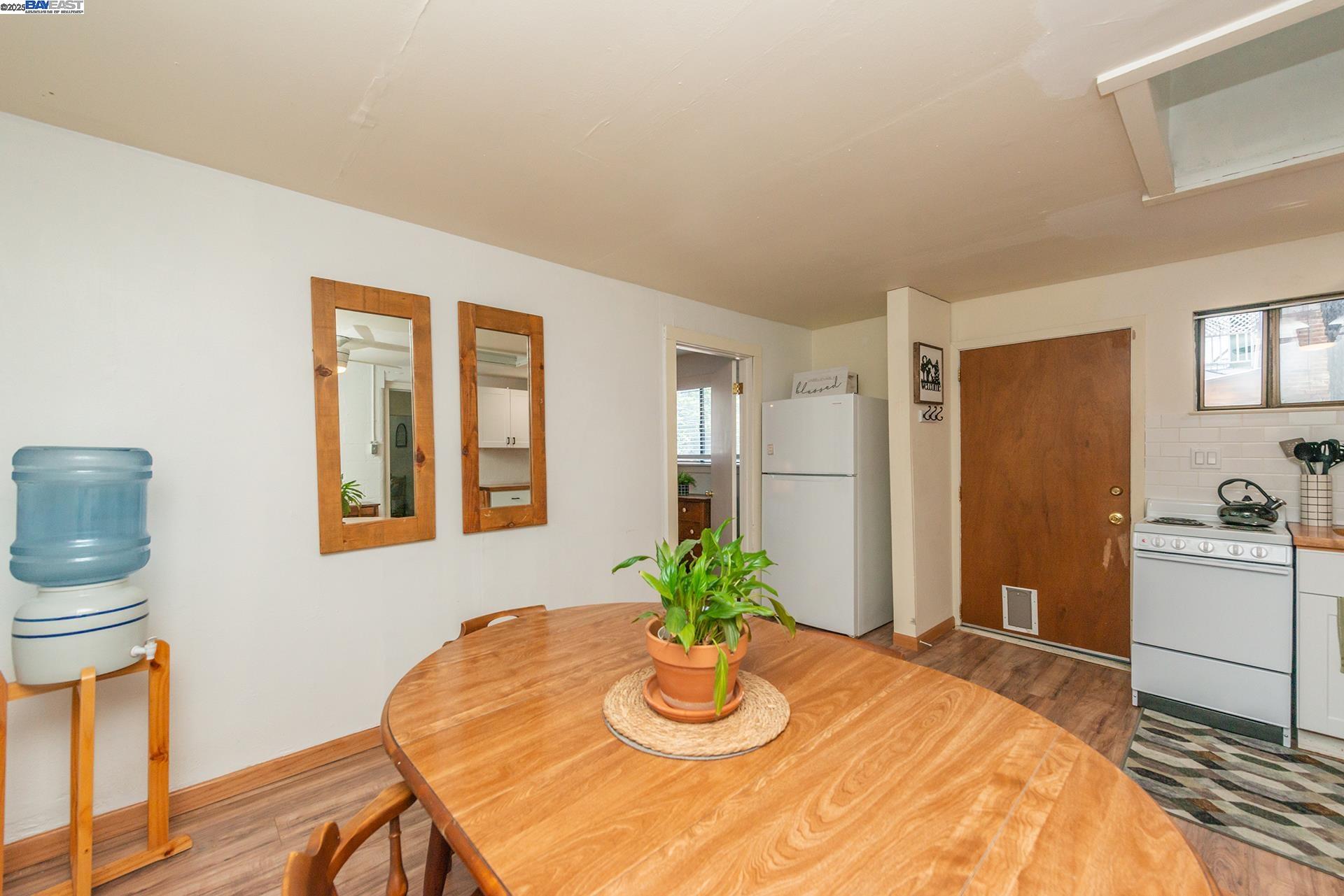 Detail Gallery Image 30 of 50 For 493 Main St., Weaverville,  CA 96093 - 1 Beds | 2/1 Baths