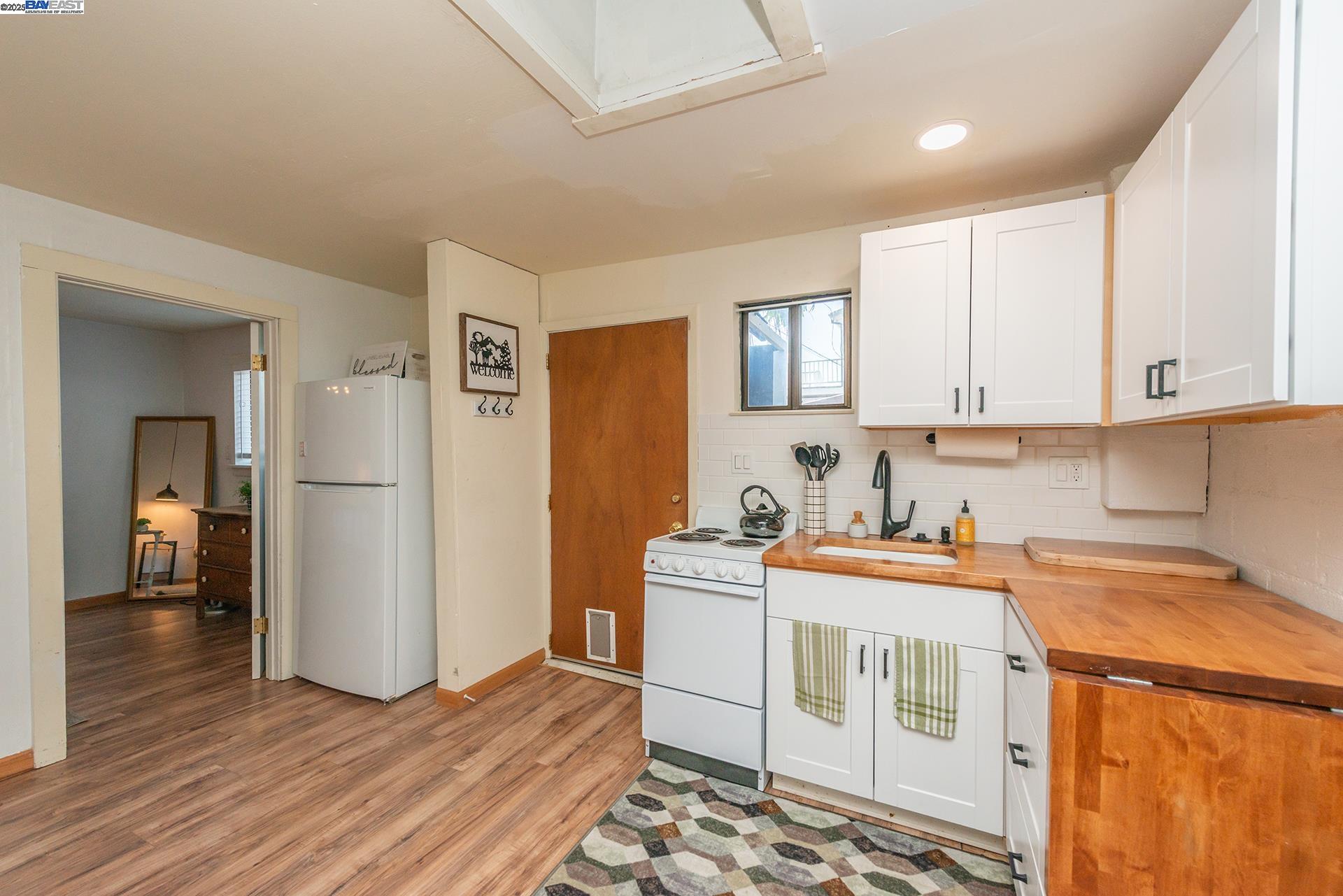 Detail Gallery Image 42 of 50 For 493 Main St., Weaverville,  CA 96093 - 1 Beds | 2/1 Baths