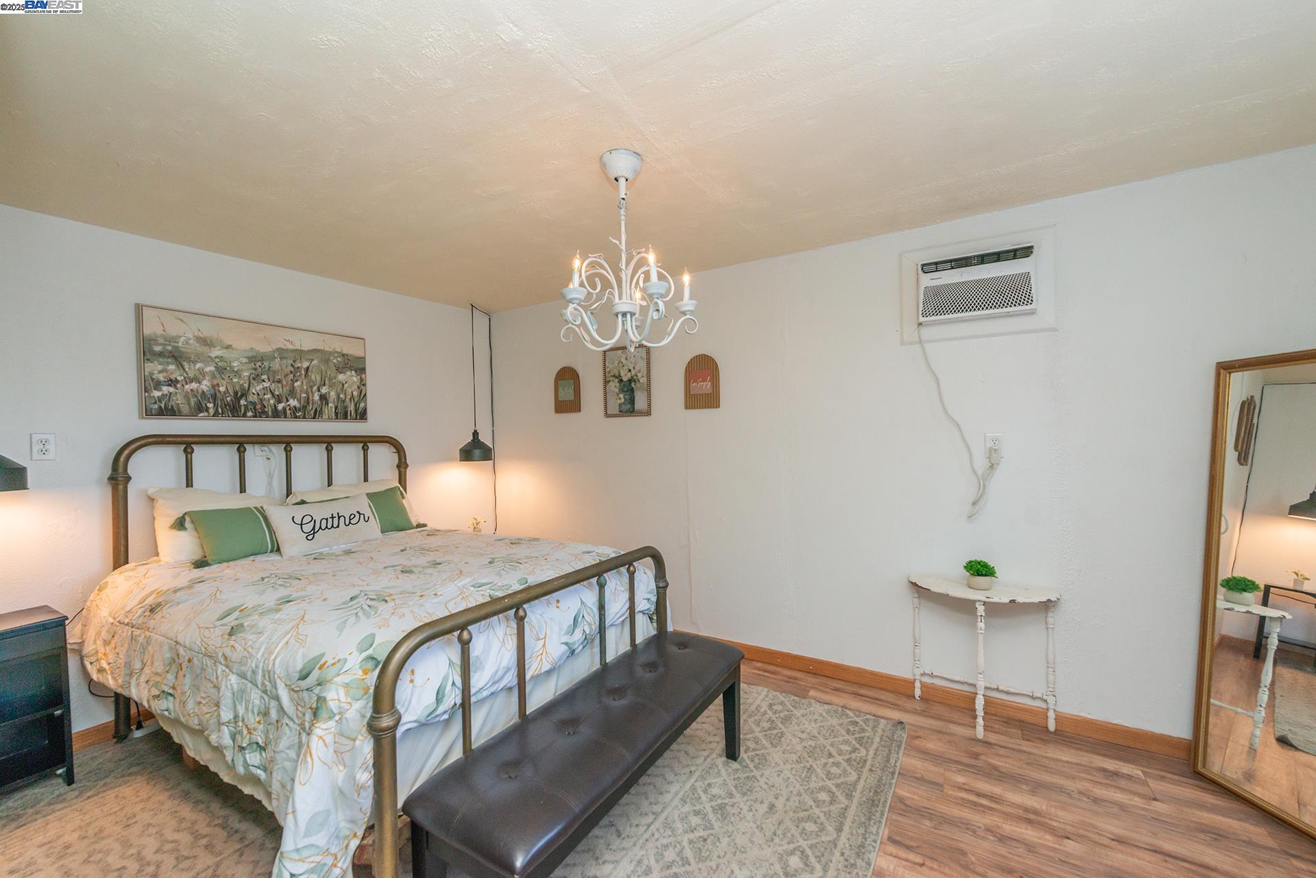 Detail Gallery Image 43 of 50 For 493 Main St., Weaverville,  CA 96093 - 1 Beds | 2/1 Baths