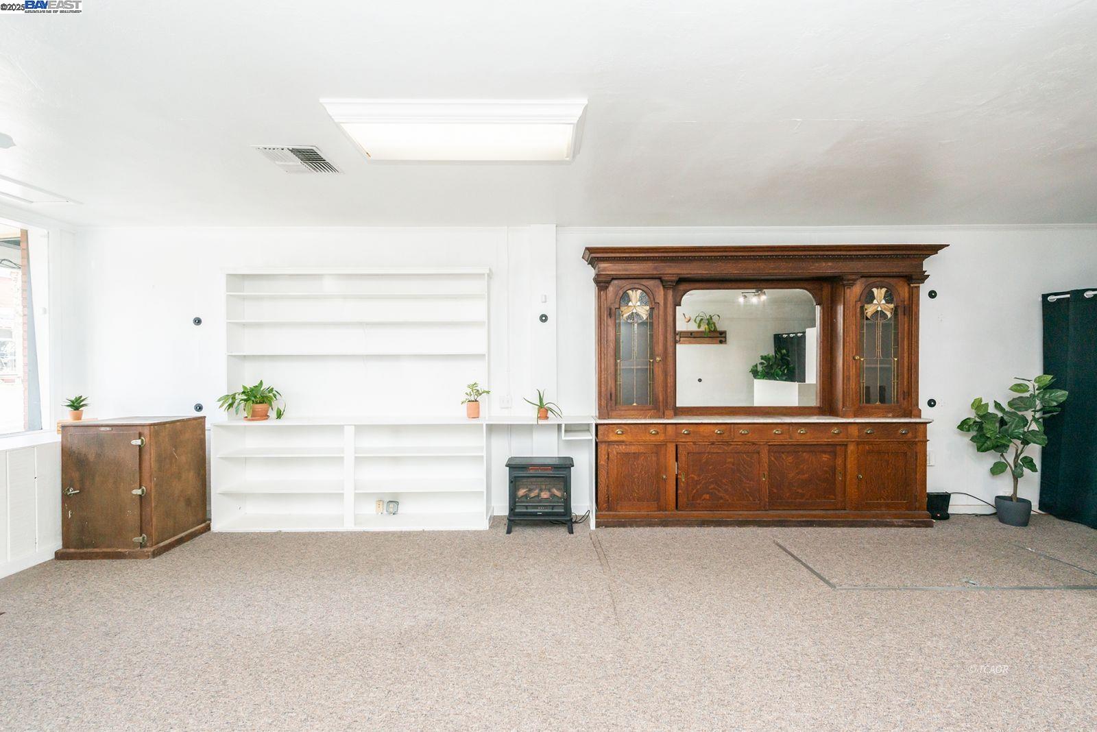Detail Gallery Image 7 of 50 For 493 Main St., Weaverville,  CA 96093 - 1 Beds | 2/1 Baths