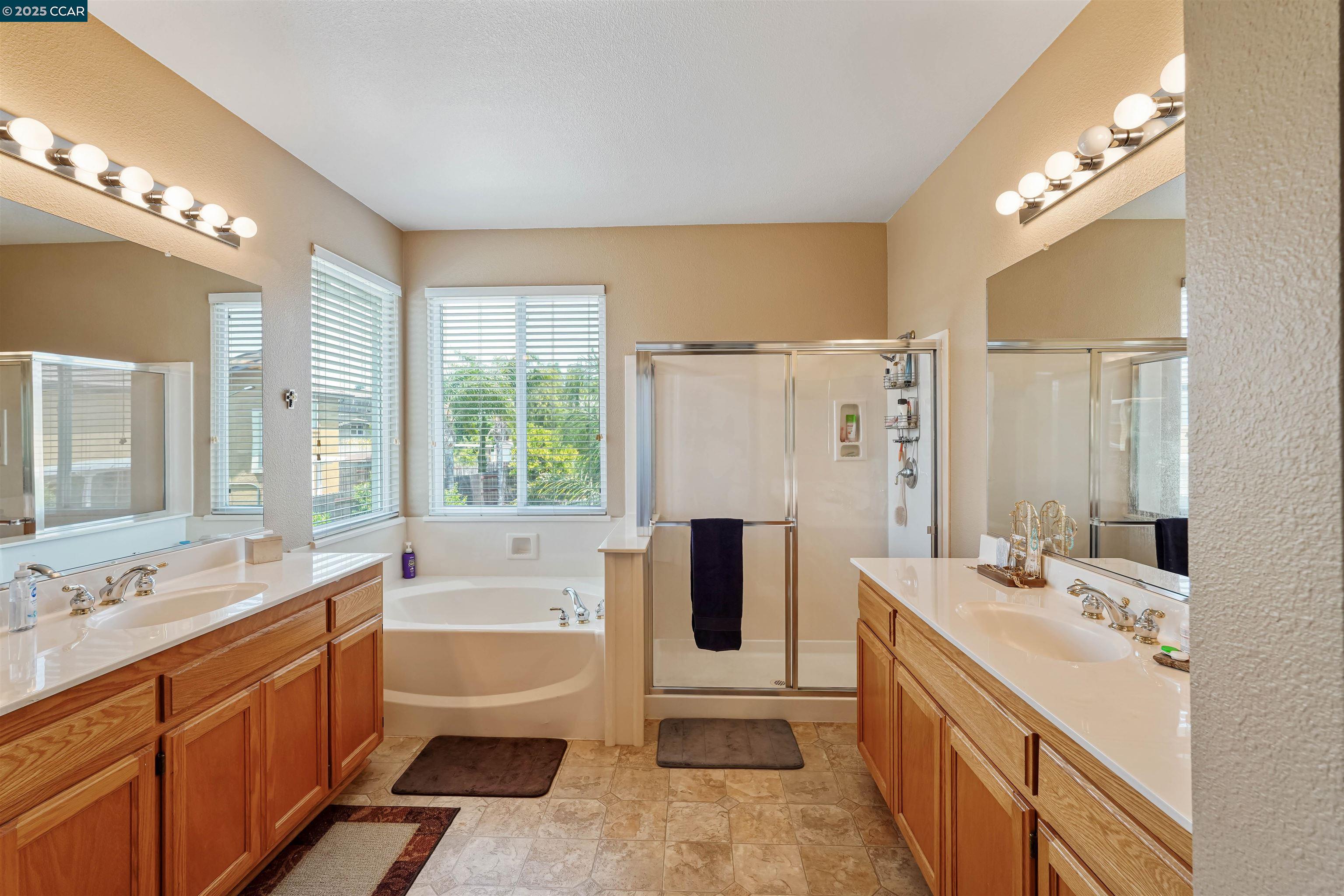Detail Gallery Image 19 of 47 For 812 Westgate Drive, Vacaville,  CA 95687-7722 - 5 Beds | 3 Baths