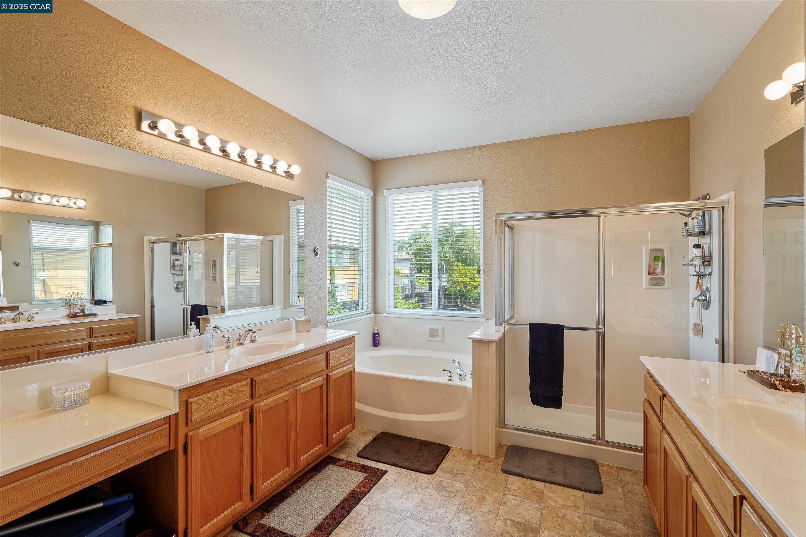 Detail Gallery Image 20 of 47 For 812 Westgate Drive, Vacaville,  CA 95687-7722 - 5 Beds | 3 Baths