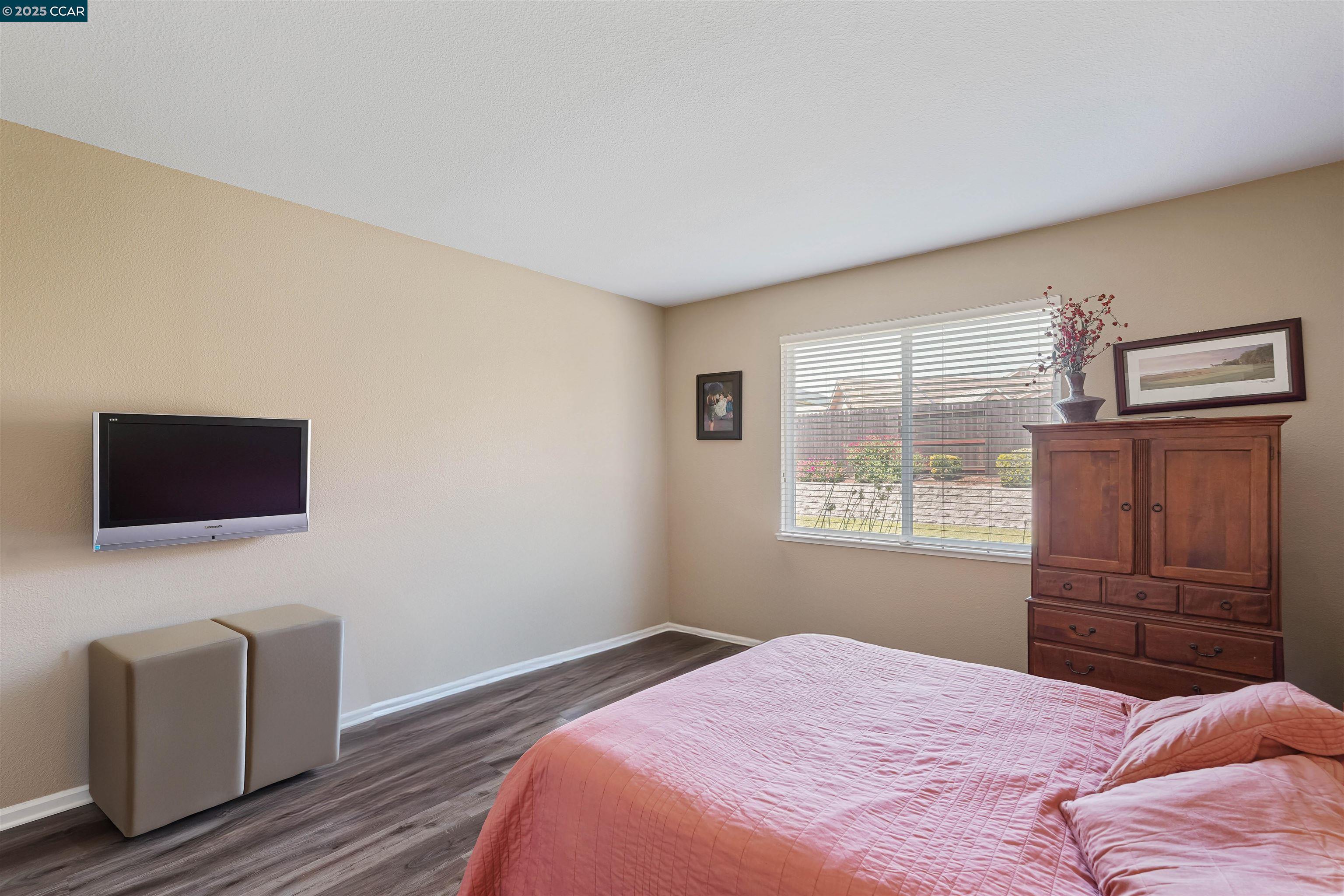 Detail Gallery Image 27 of 47 For 812 Westgate Drive, Vacaville,  CA 95687-7722 - 5 Beds | 3 Baths