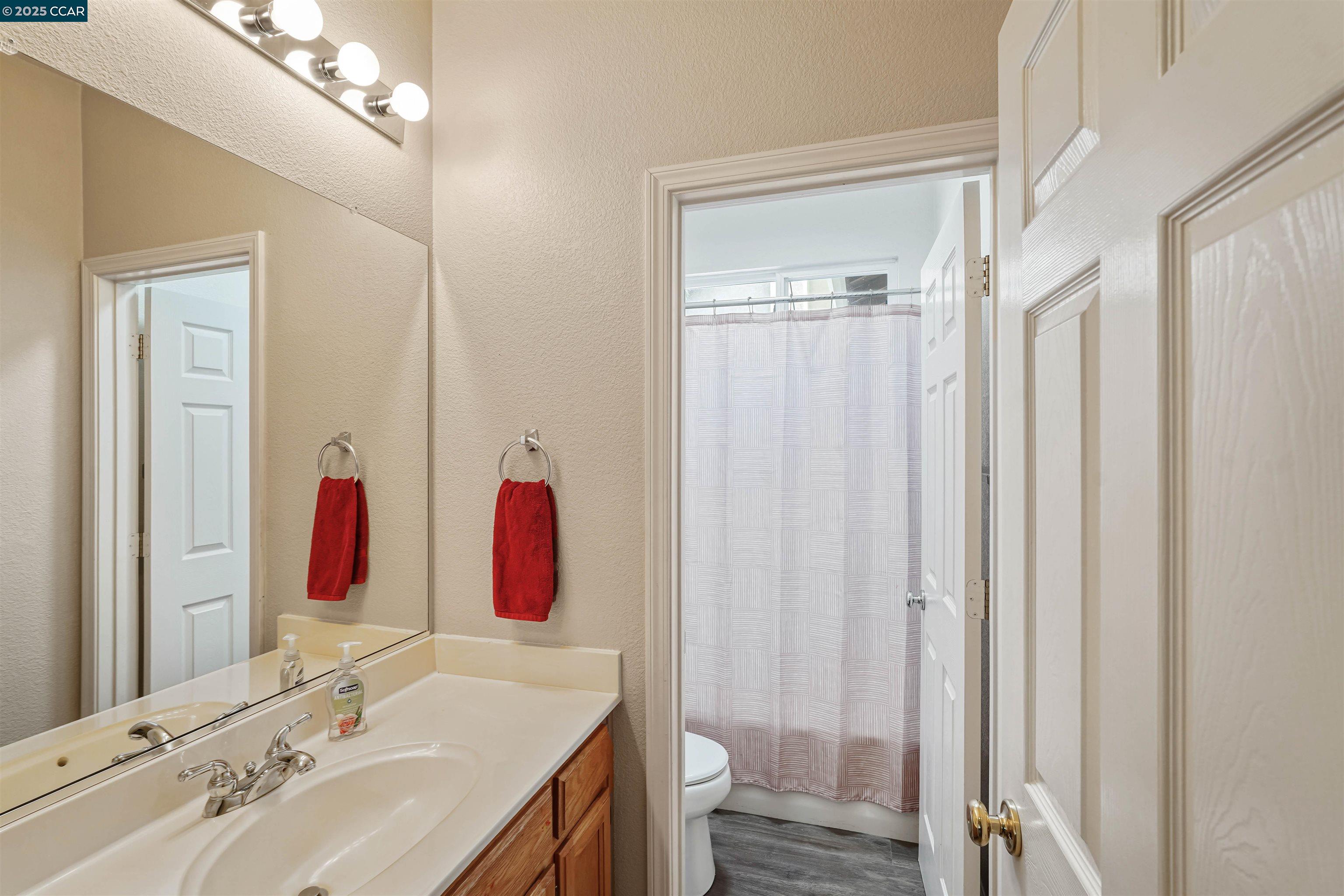 Detail Gallery Image 29 of 47 For 812 Westgate Drive, Vacaville,  CA 95687-7722 - 5 Beds | 3 Baths