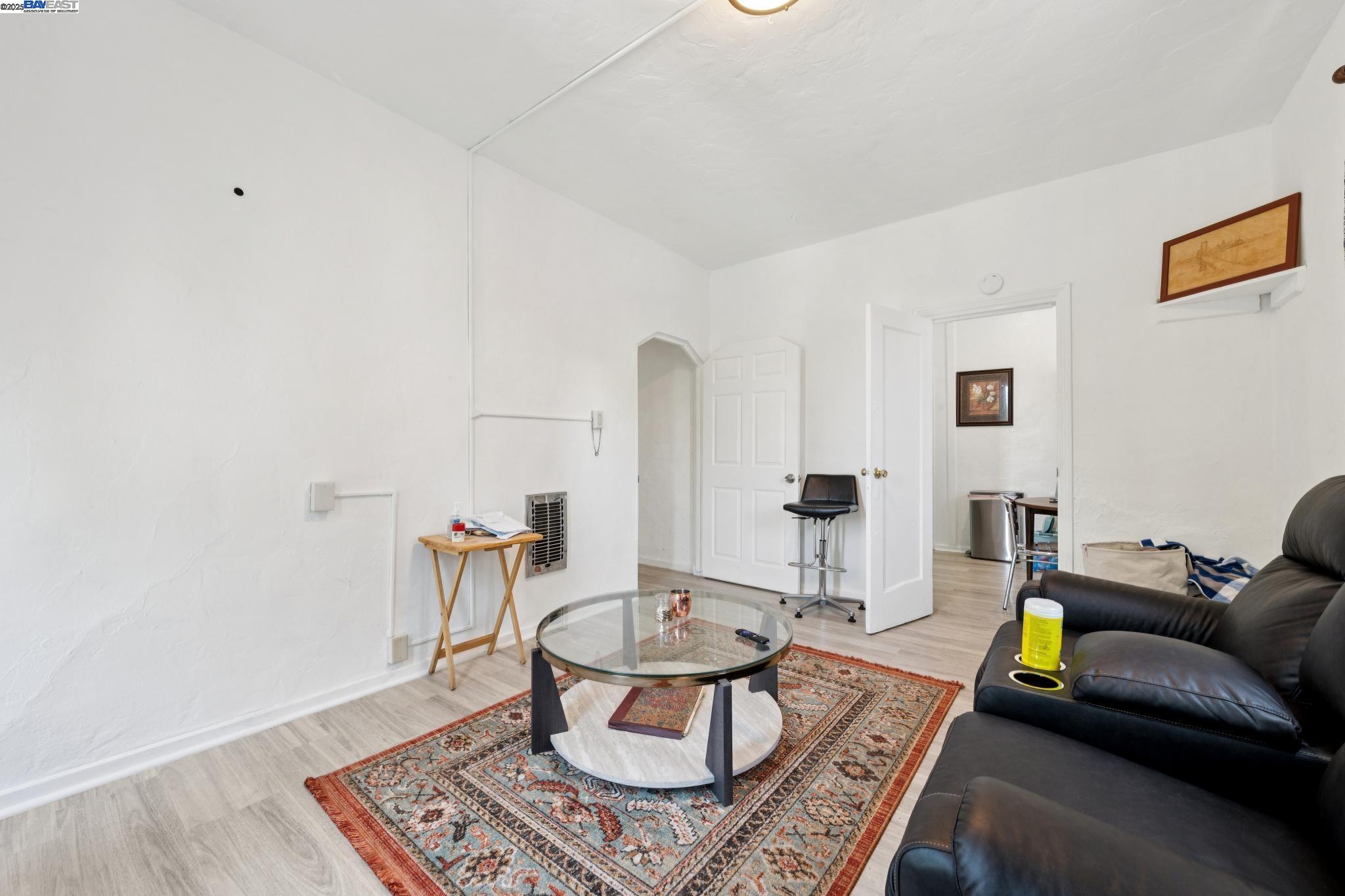 Detail Gallery Image 32 of 39 For 1360 Berkeley Way, Berkeley,  CA 94702 - – Beds | – Baths