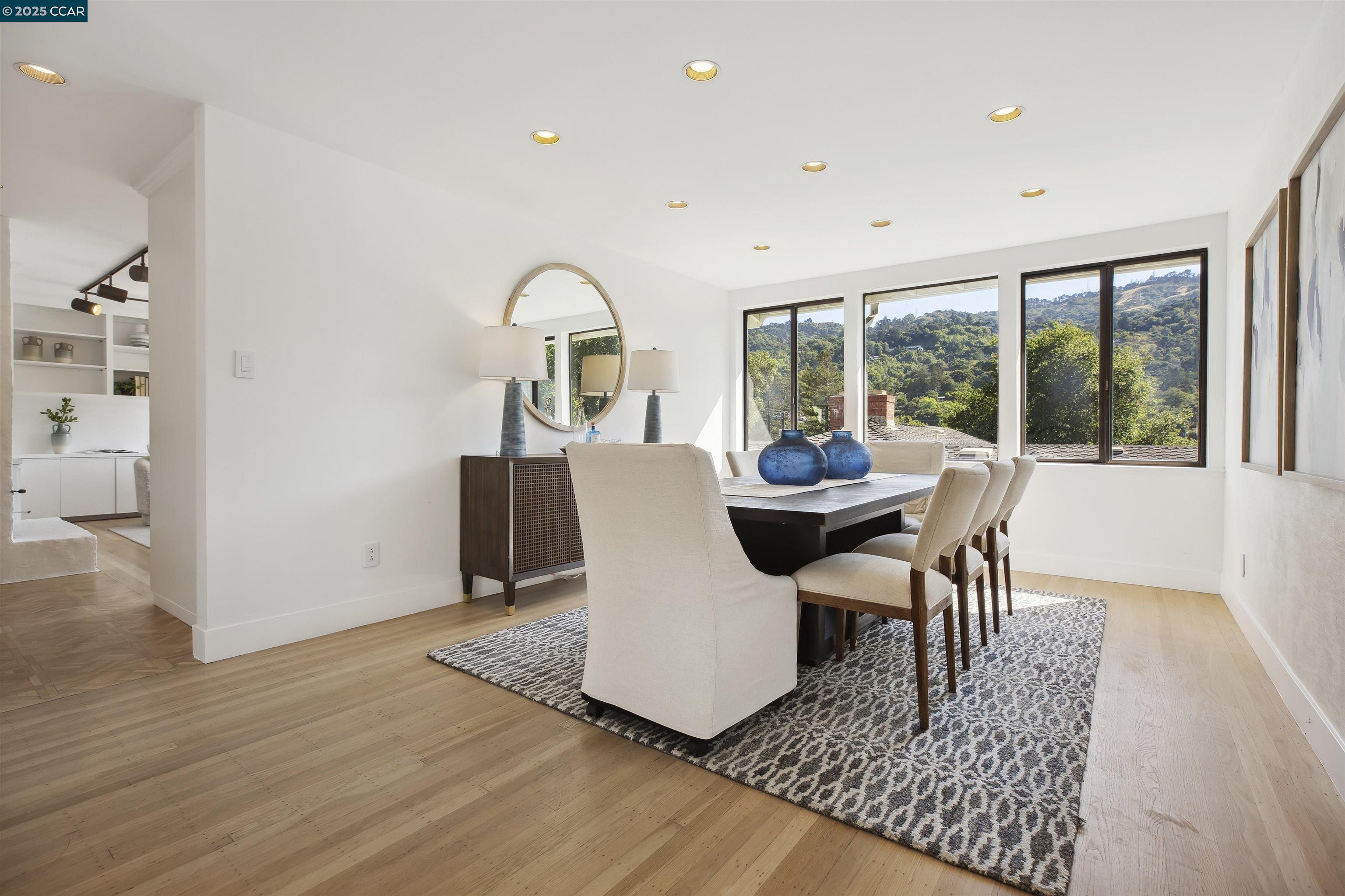 Detail Gallery Image 21 of 49 For 25 Acacia Dr, Orinda,  CA 94563 - 5 Beds | 3/1 Baths