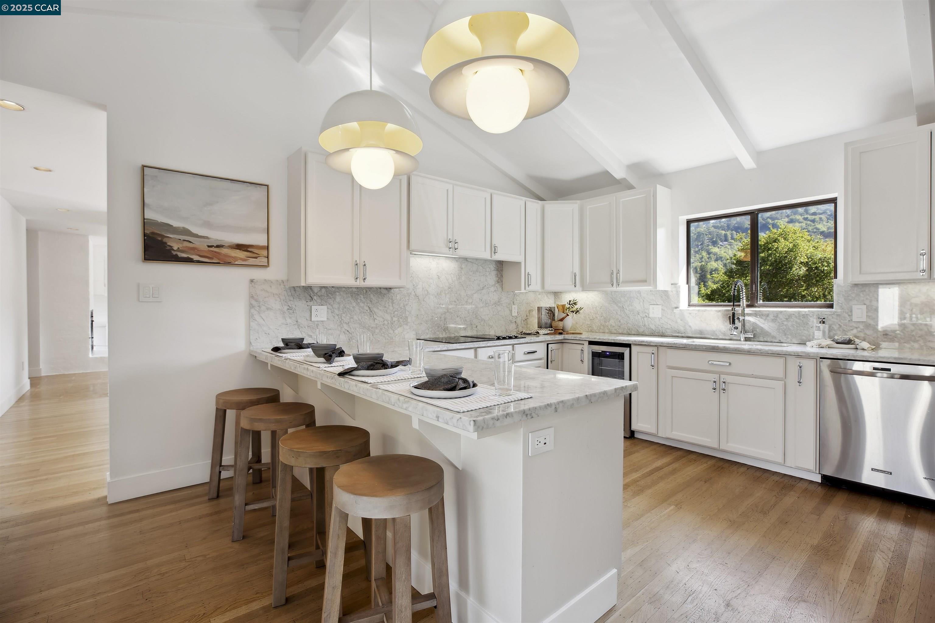 Detail Gallery Image 23 of 49 For 25 Acacia Dr, Orinda,  CA 94563 - 5 Beds | 3/1 Baths