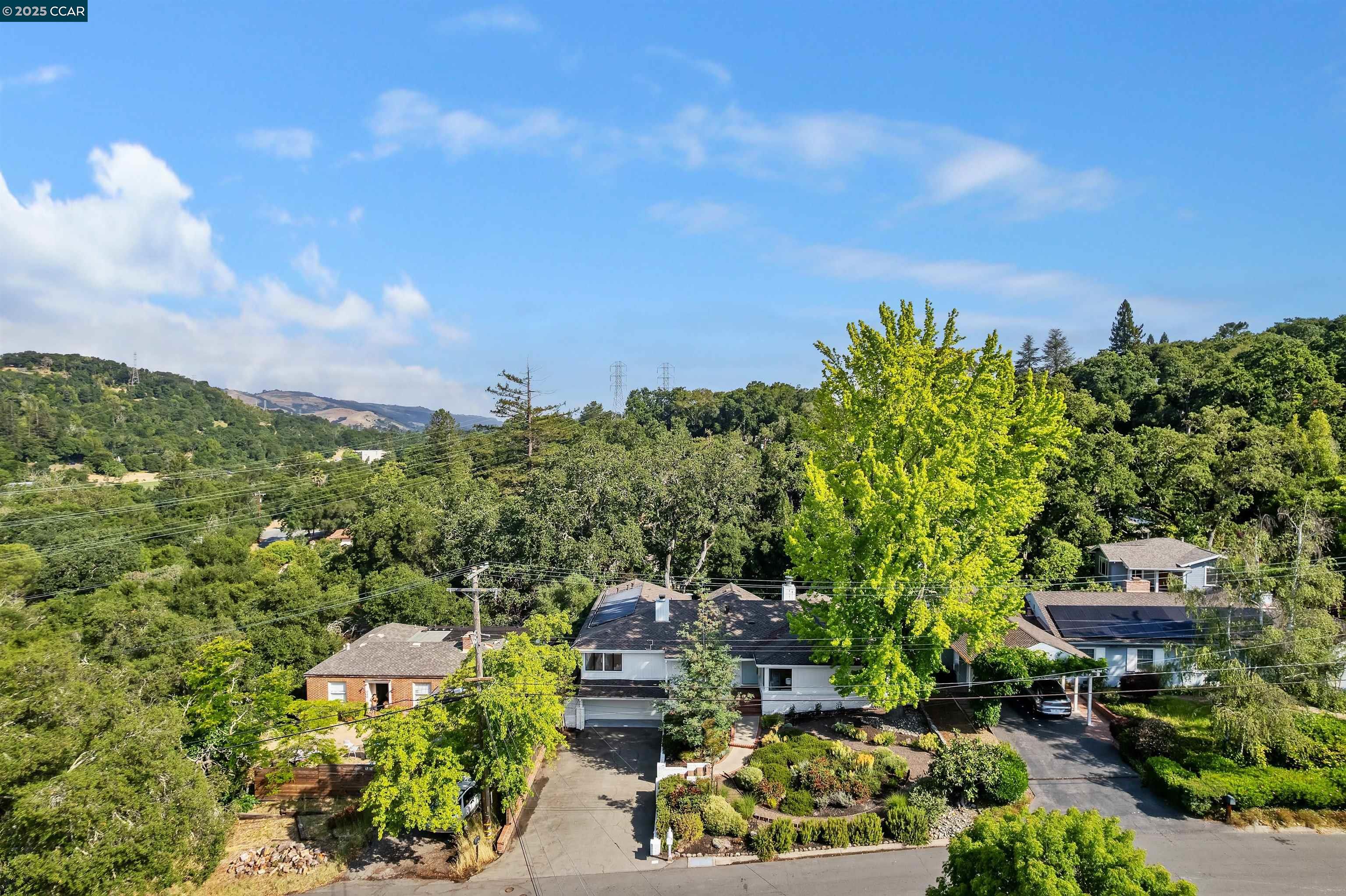 Detail Gallery Image 46 of 49 For 25 Acacia Dr, Orinda,  CA 94563 - 5 Beds | 3/1 Baths