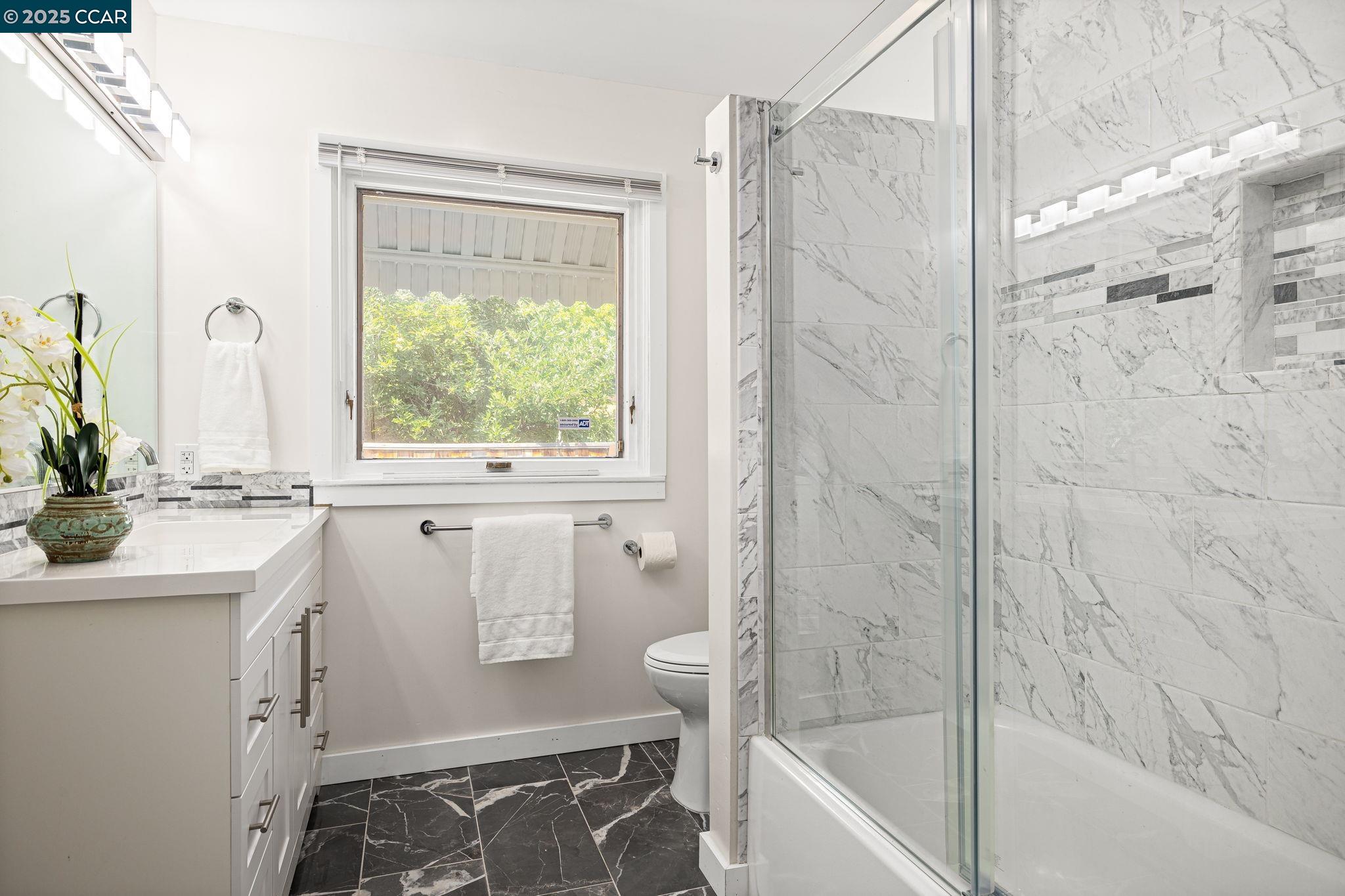 Detail Gallery Image 8 of 24 For 1590 3rd Ave, Walnut Creek,  CA 94597 - 4 Beds | 3 Baths